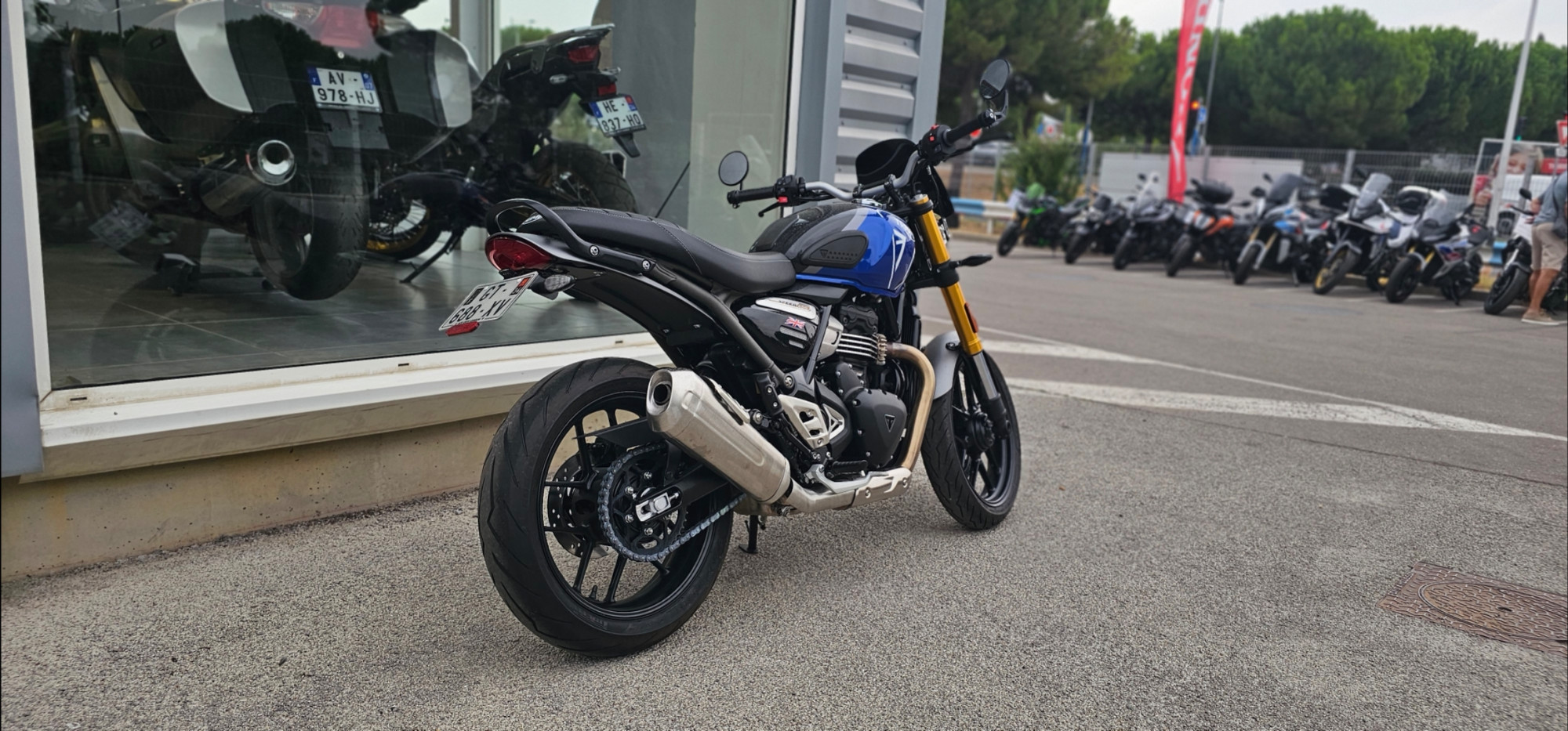 TRIUMPH SPEED 400