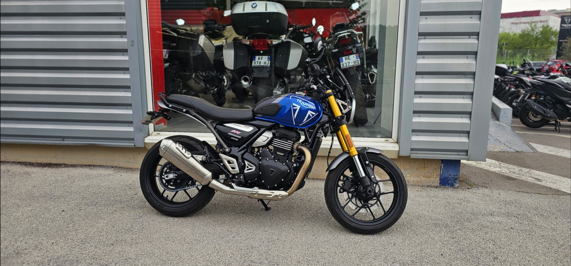 TRIUMPH SPEED 400