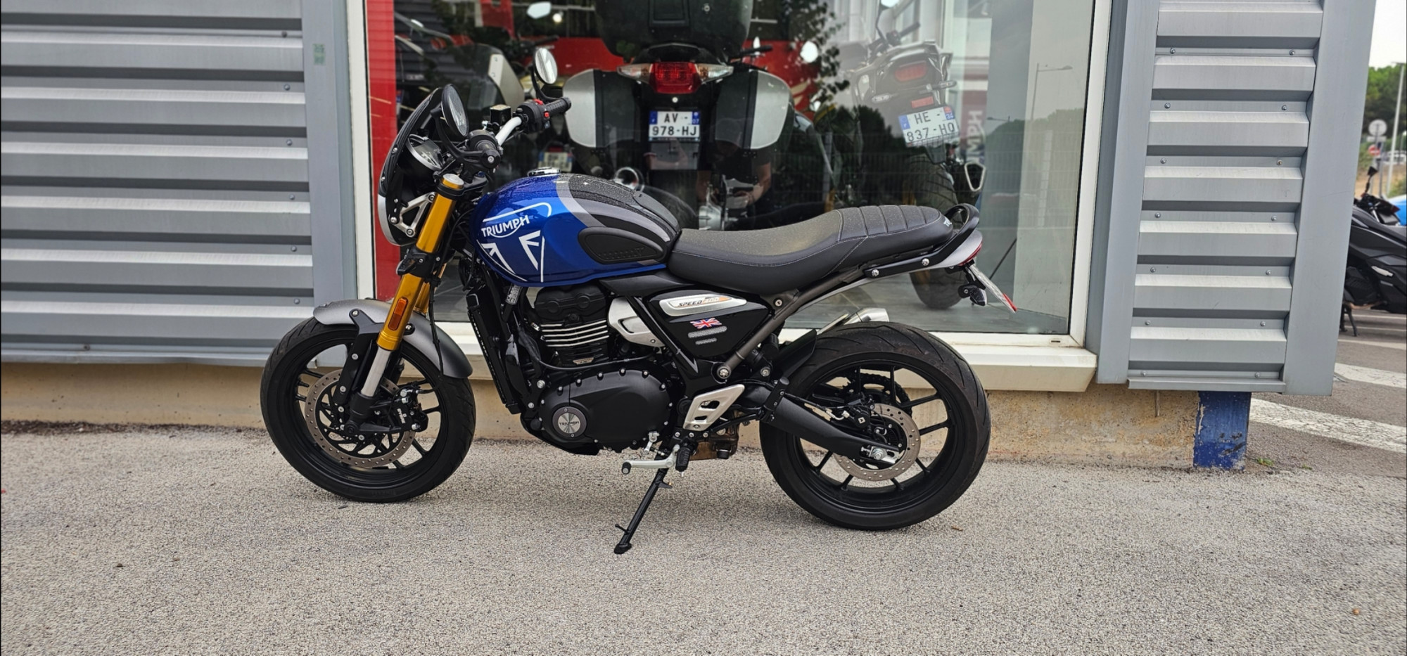 TRIUMPH SPEED 400