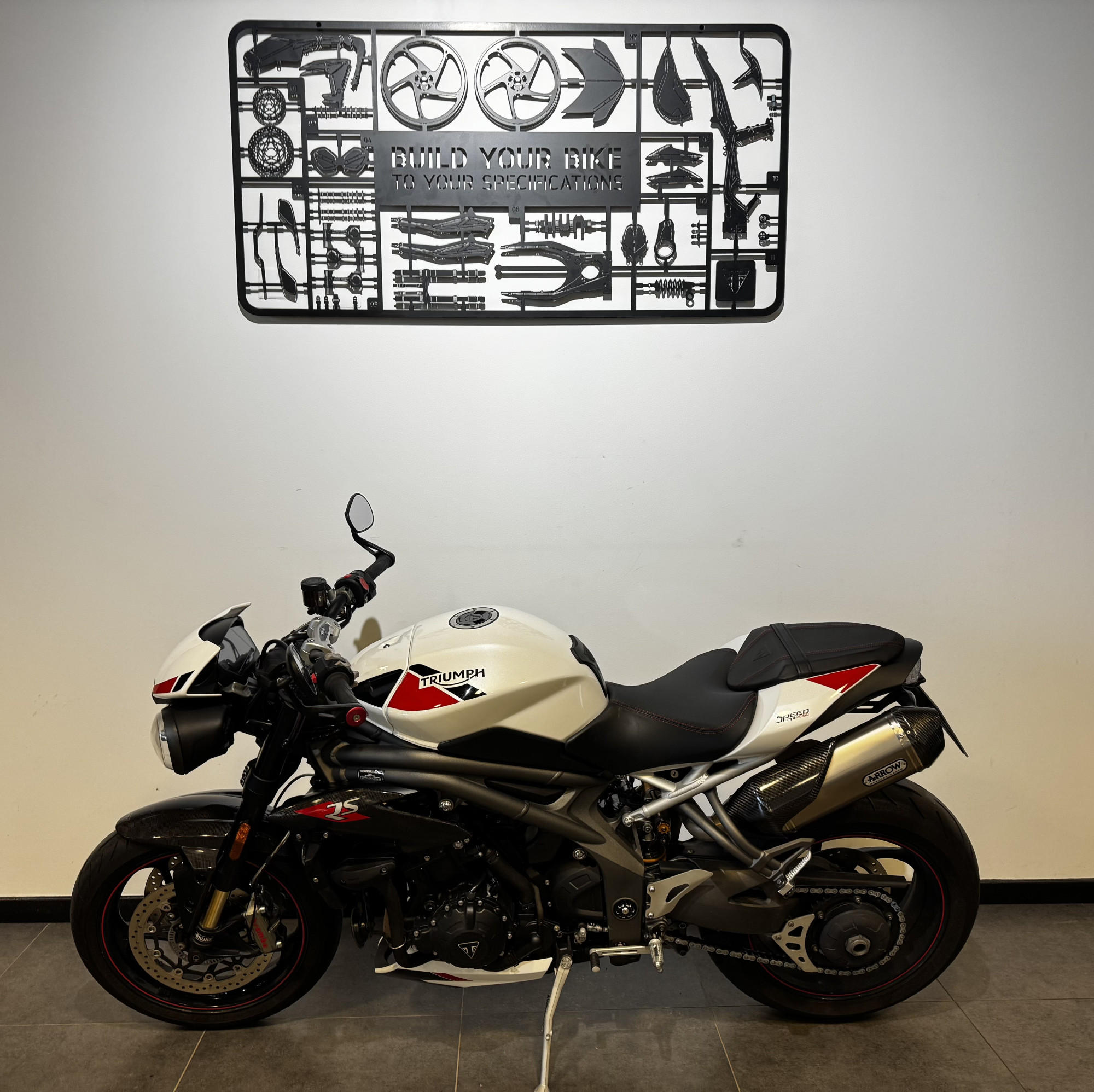 TRIUMPH SPEED TRIPLE 1050 RS