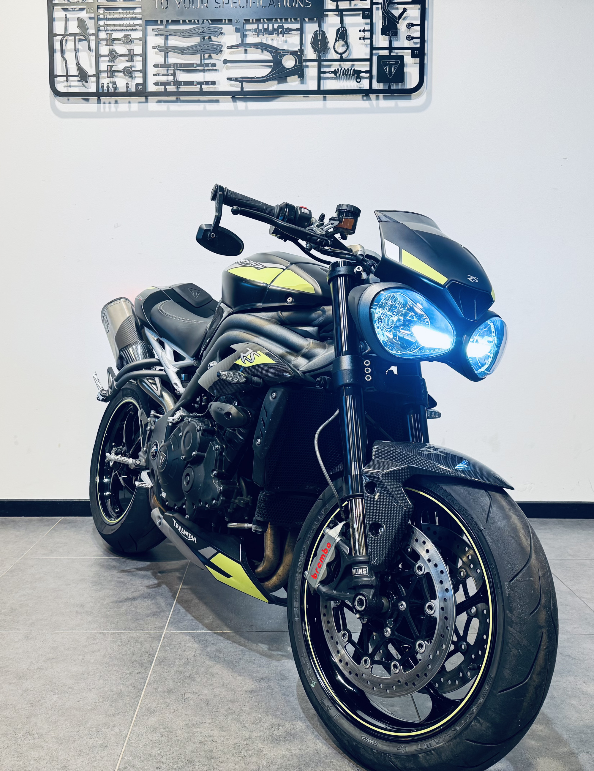 TRIUMPH SPEED TRIPLE 1050 RS