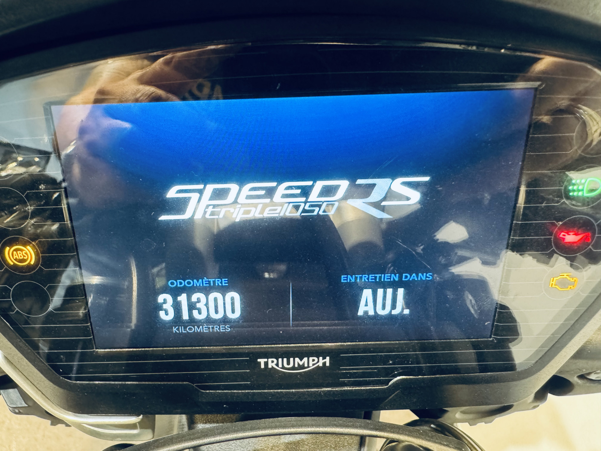 TRIUMPH SPEED TRIPLE 1050 RS