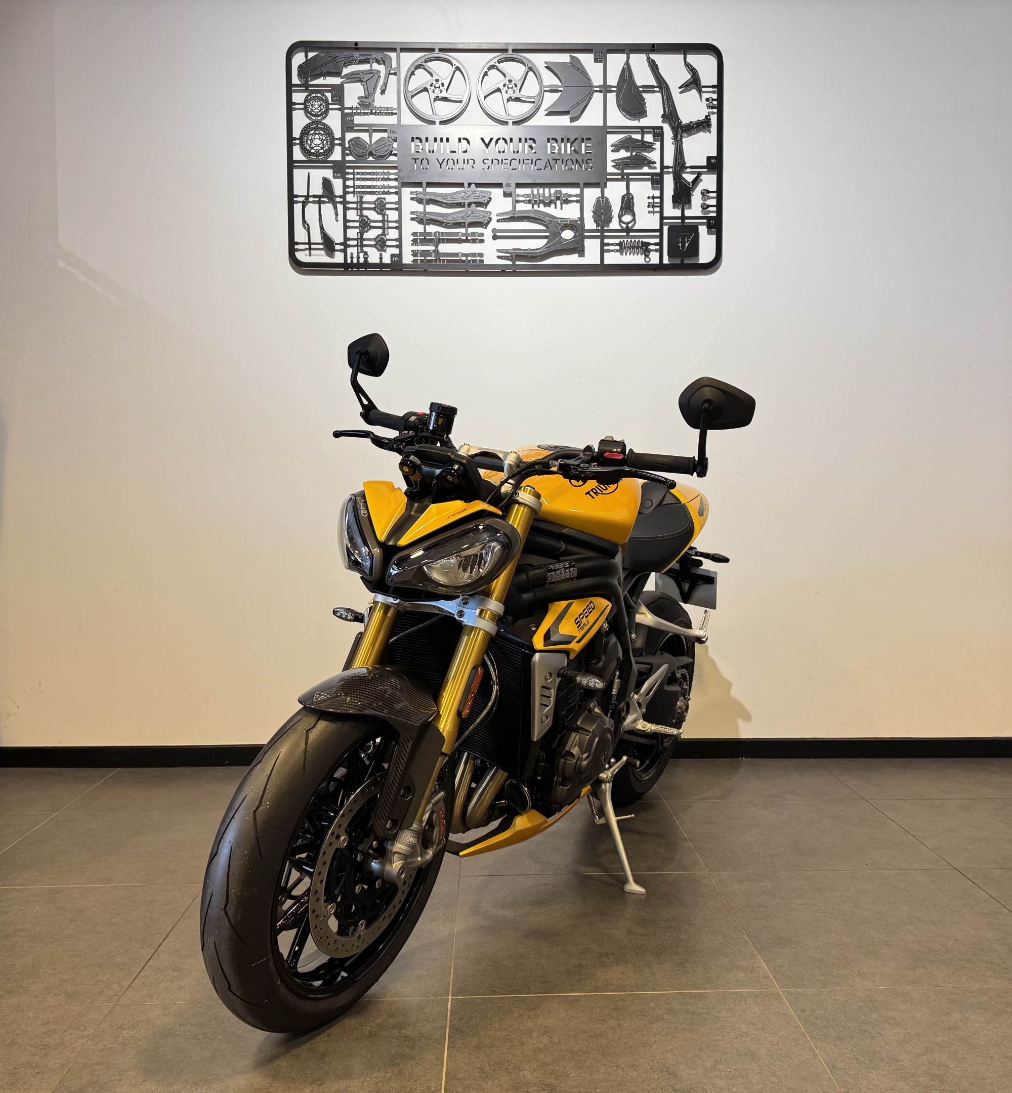 TRIUMPH SPEED TRIPLE 1200 RS