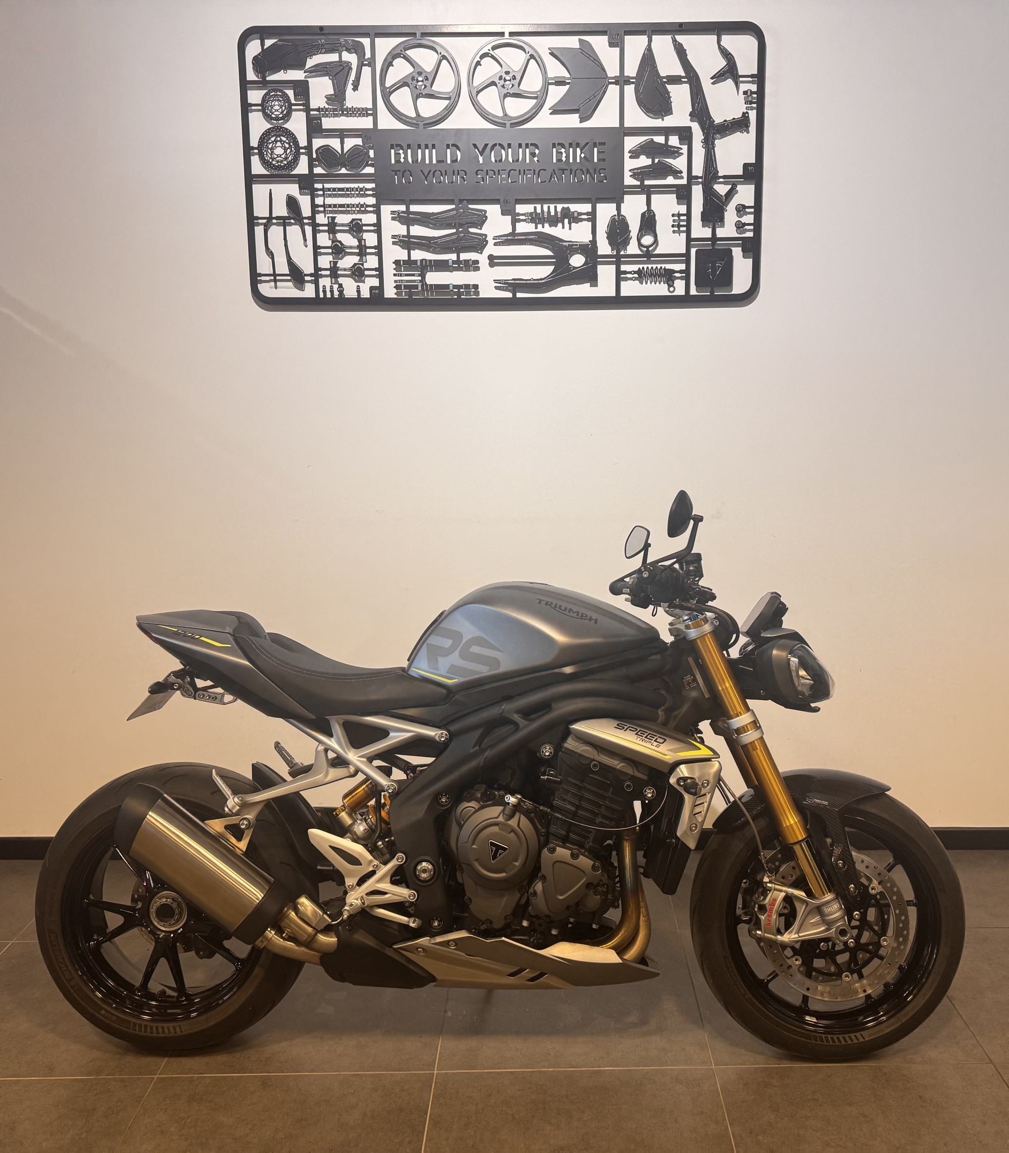 TRIUMPH SPEED TRIPLE 1200 RS