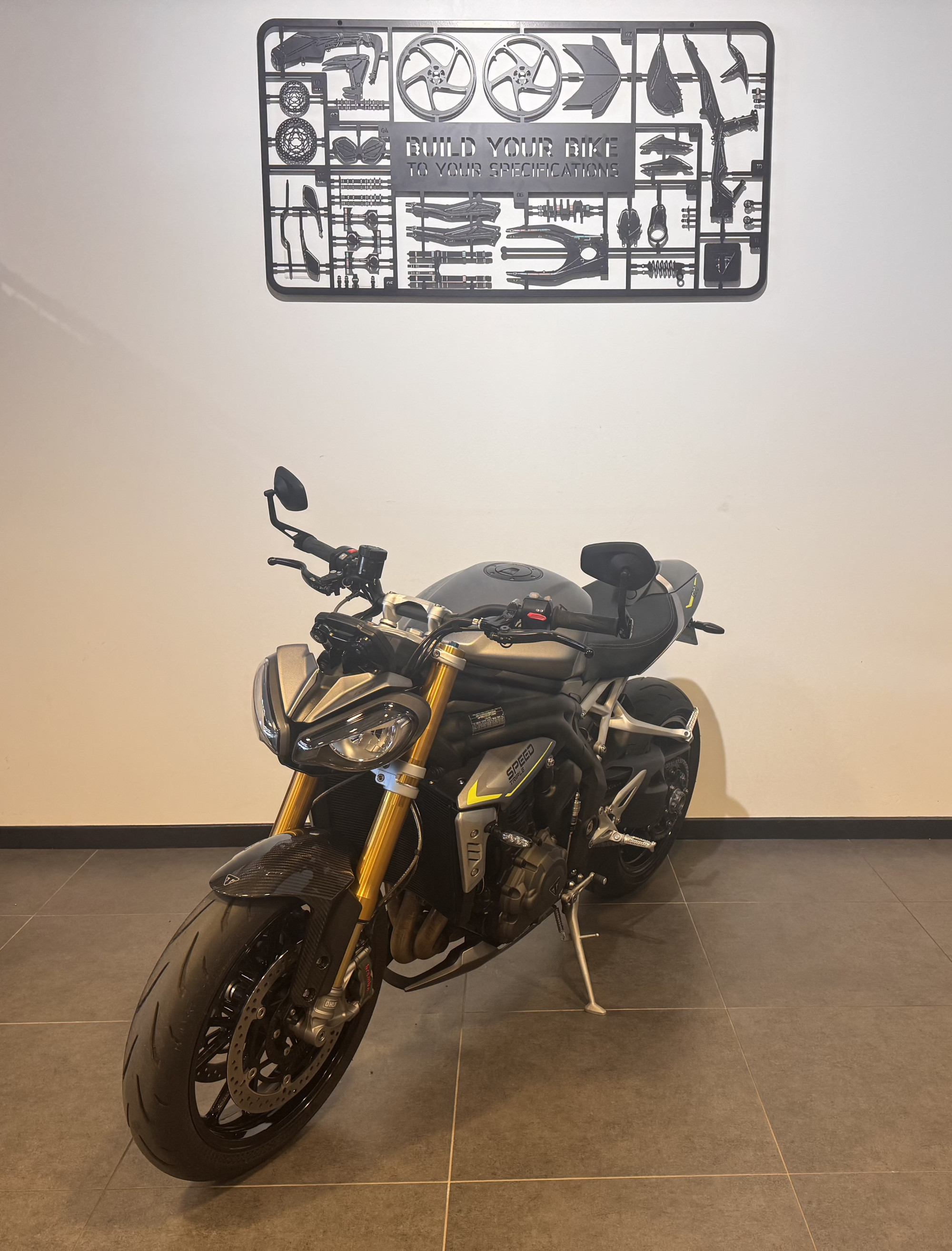 TRIUMPH SPEED TRIPLE 1200 RS