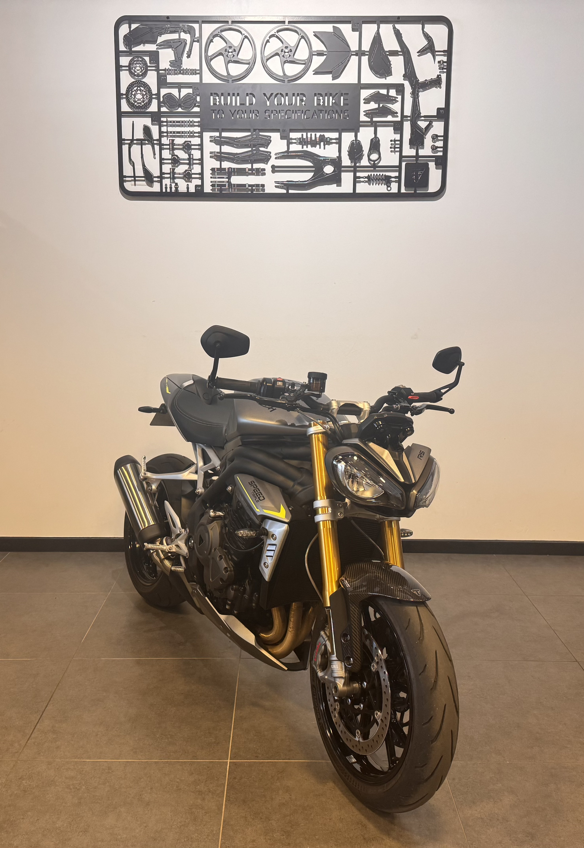 TRIUMPH SPEED TRIPLE 1200 RS