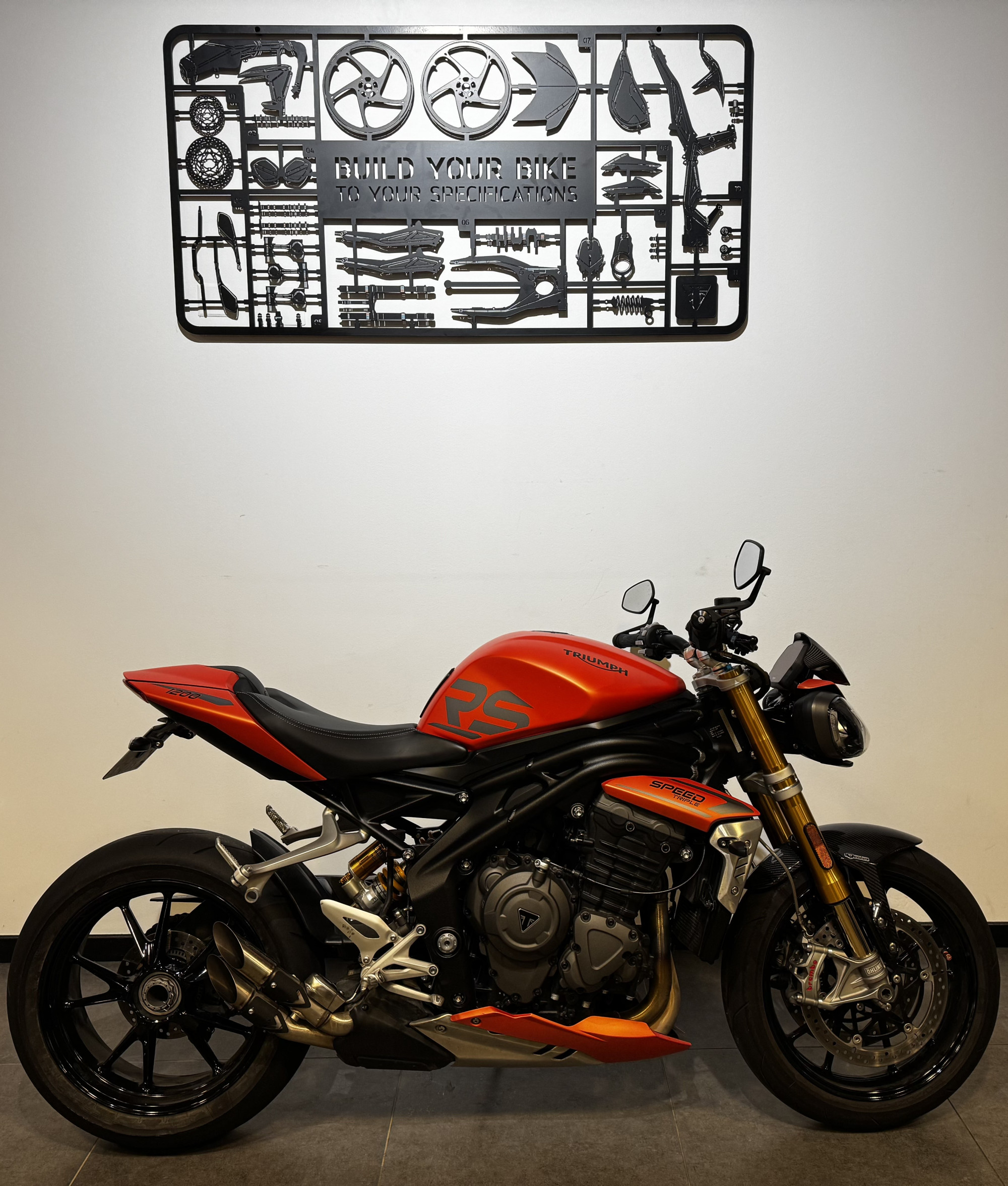 TRIUMPH SPEED TRIPLE 1200 RS