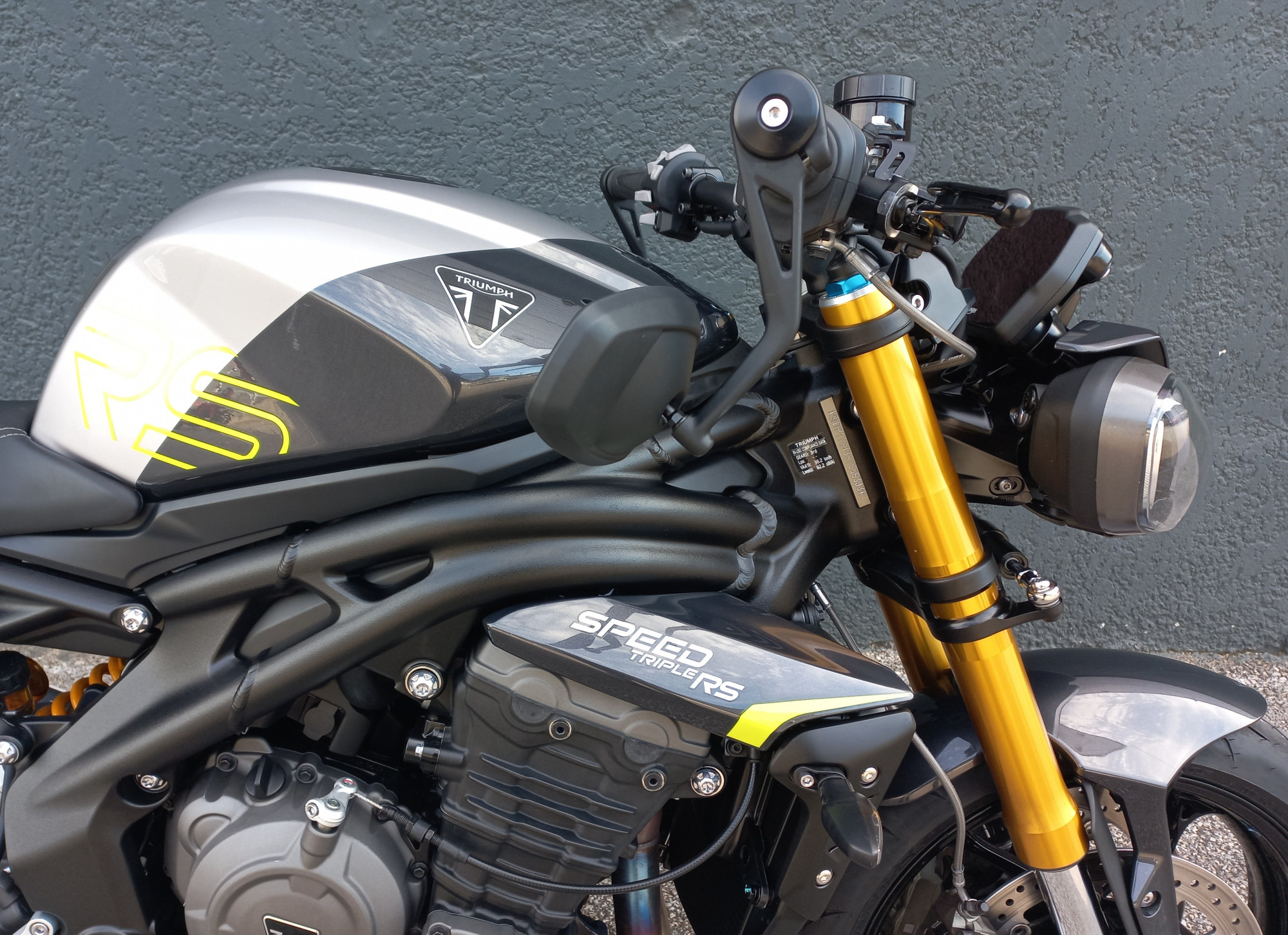 TRIUMPH SPEED TRIPLE 1200 RS