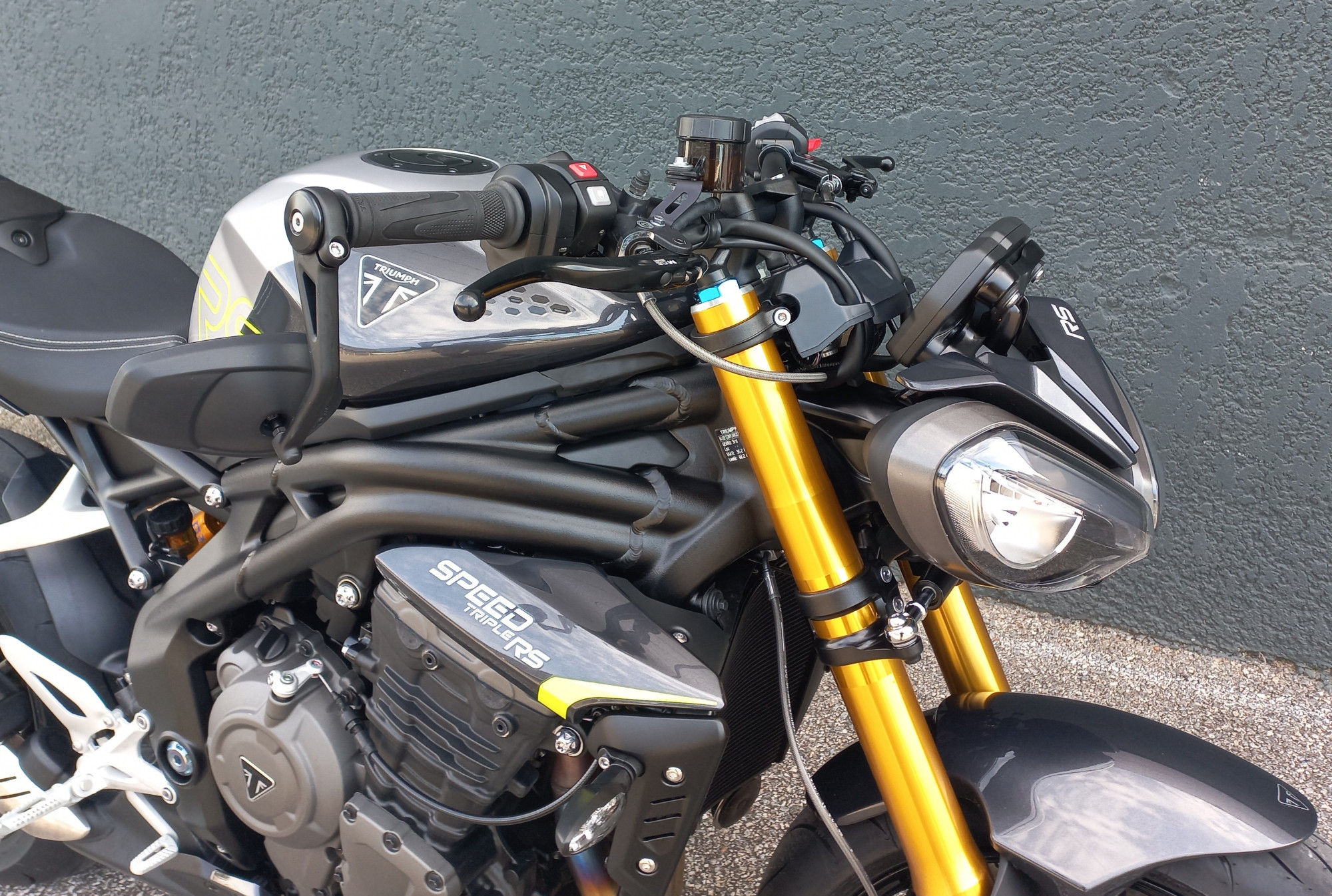 TRIUMPH SPEED TRIPLE 1200 RS