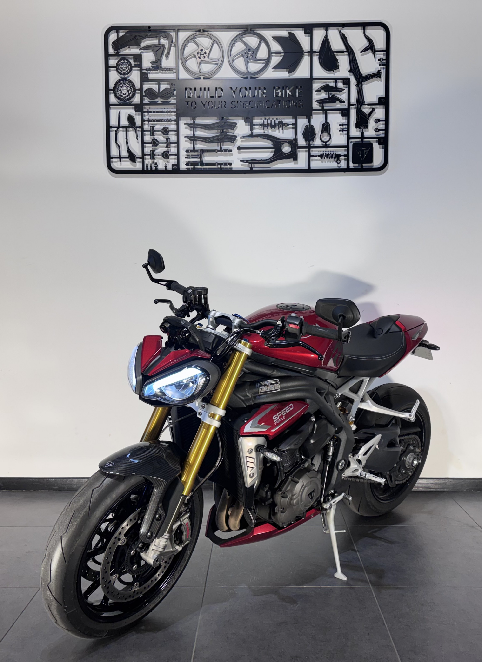 TRIUMPH SPEED TRIPLE 1200 RS