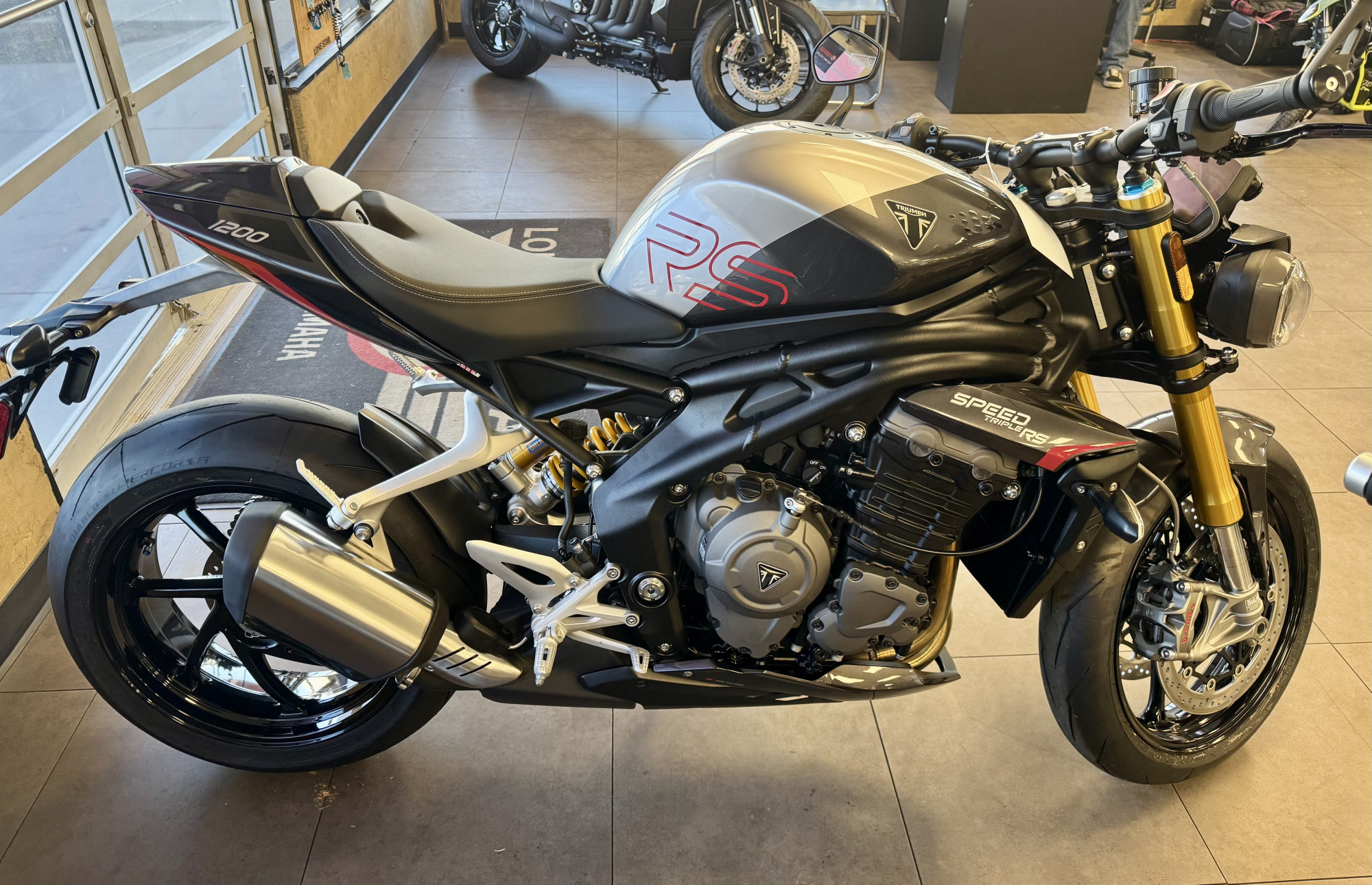 TRIUMPH SPEED TRIPLE 1200 RS