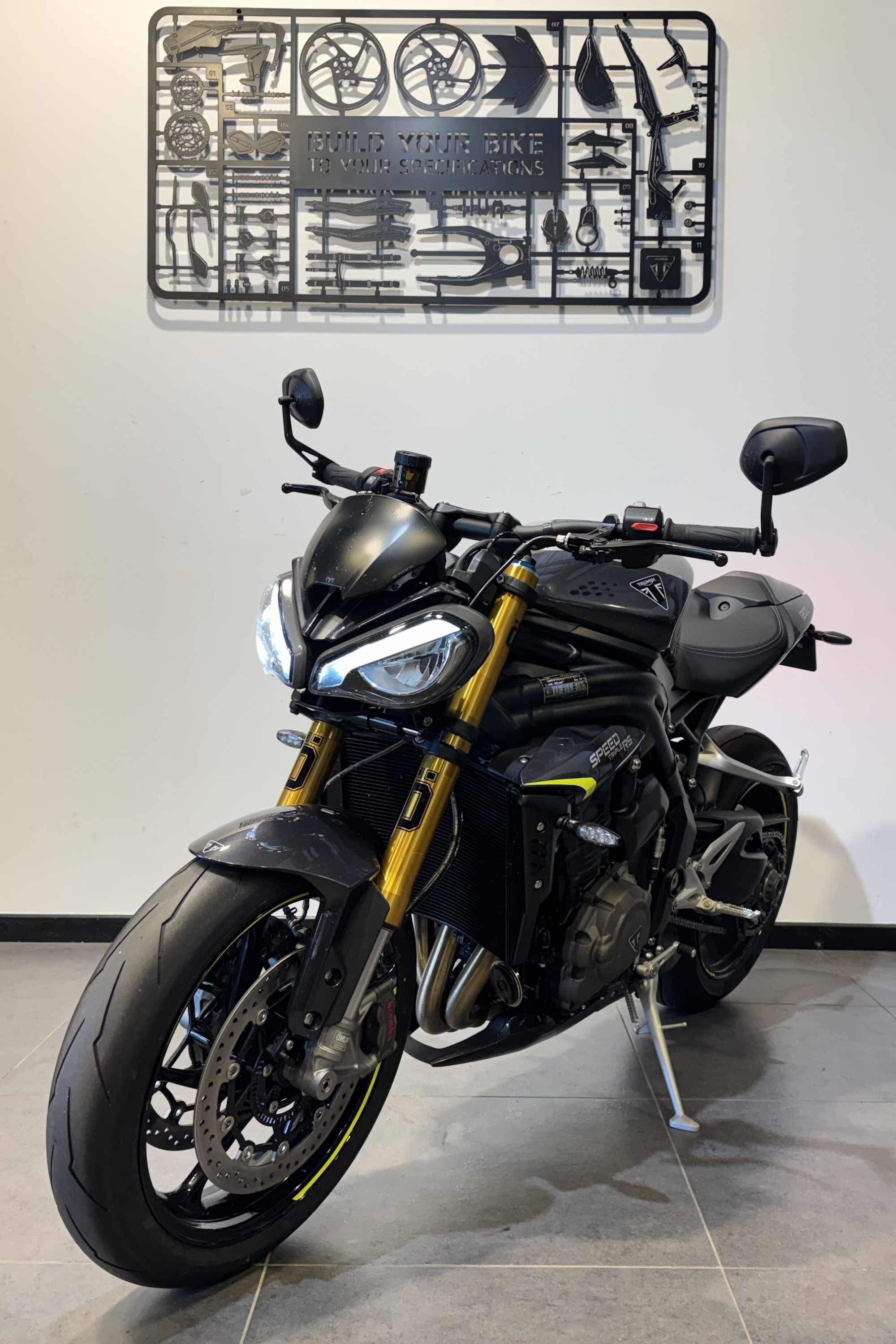 TRIUMPH SPEED TRIPLE 1200 RS