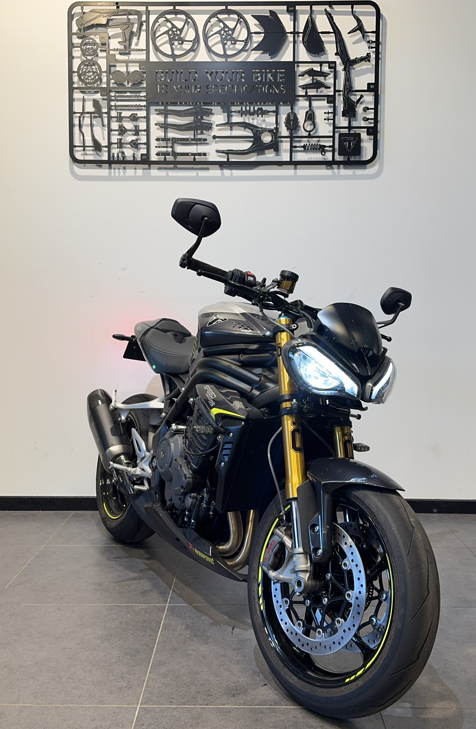 TRIUMPH SPEED TRIPLE 1200 RS
