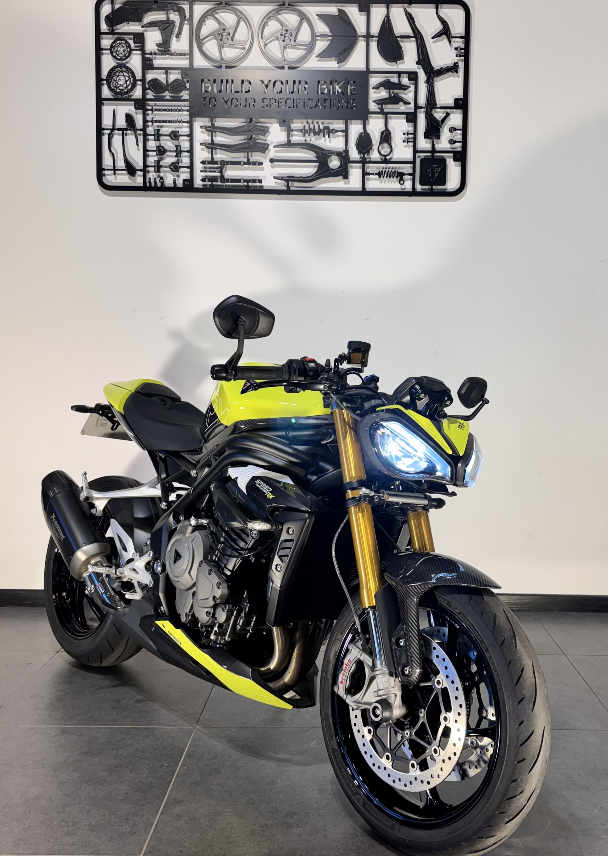 TRIUMPH SPEED TRIPLE 1200 RX