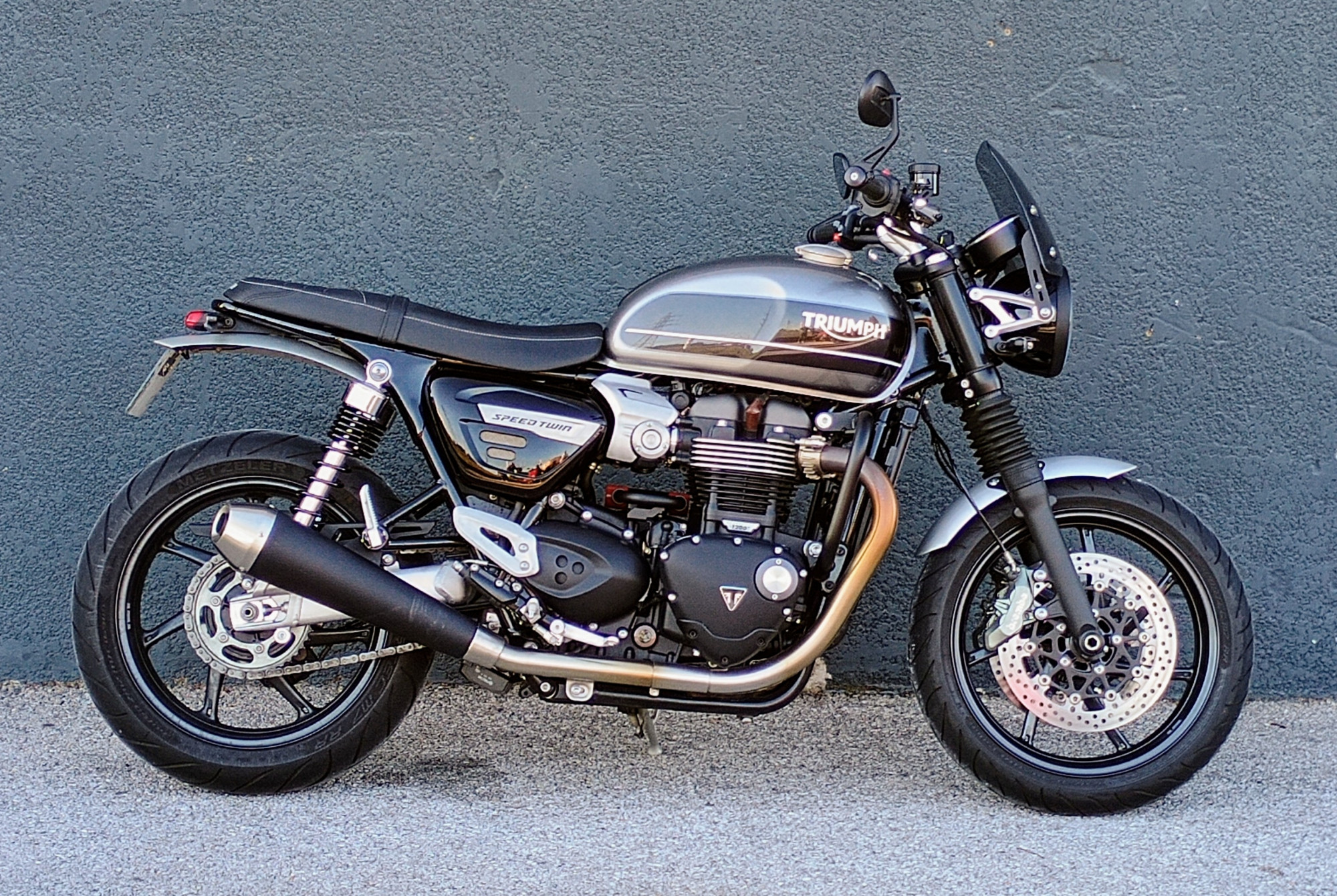 TRIUMPH SPEED TWIN 1200