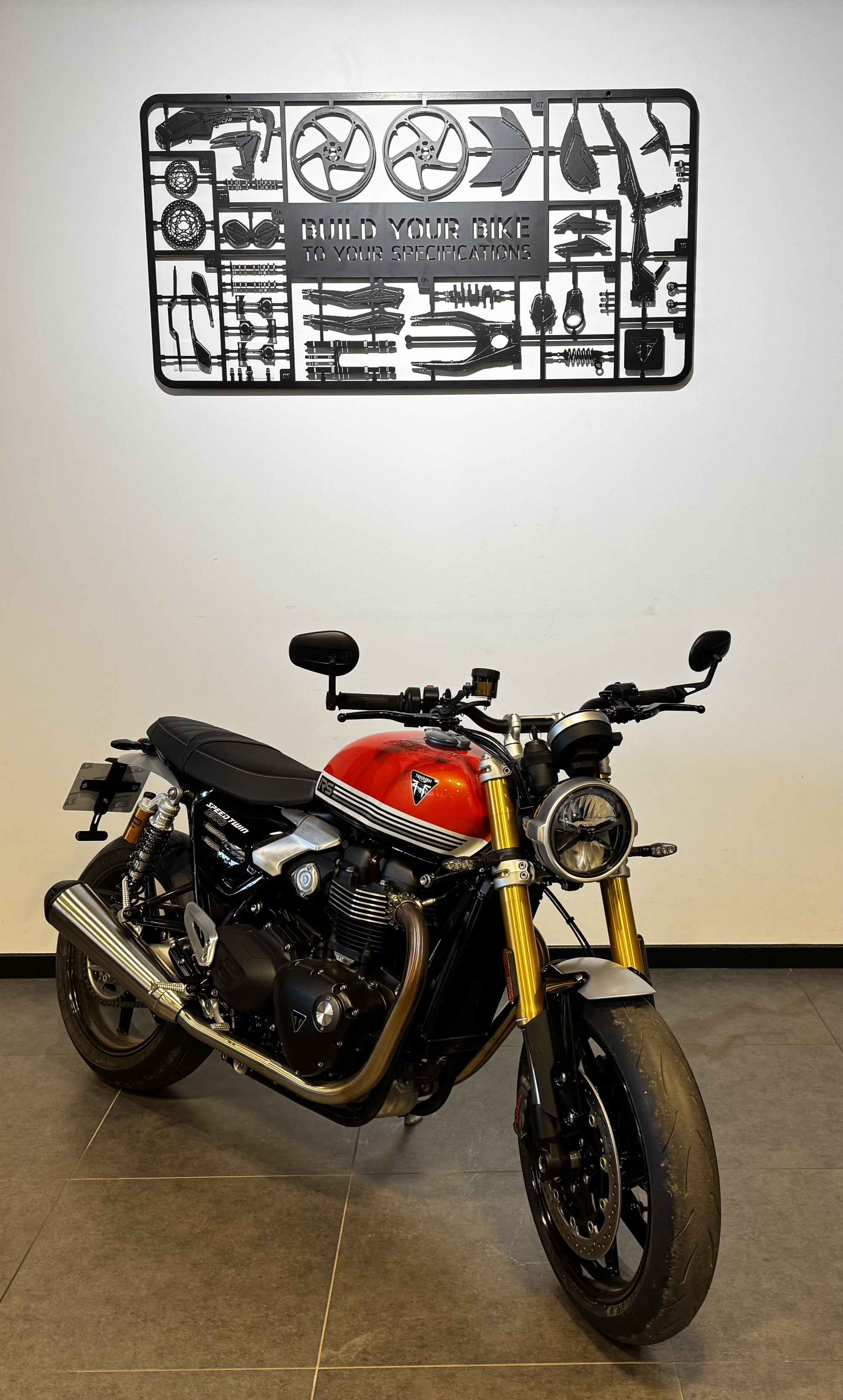 TRIUMPH SPEED TWIN 1200