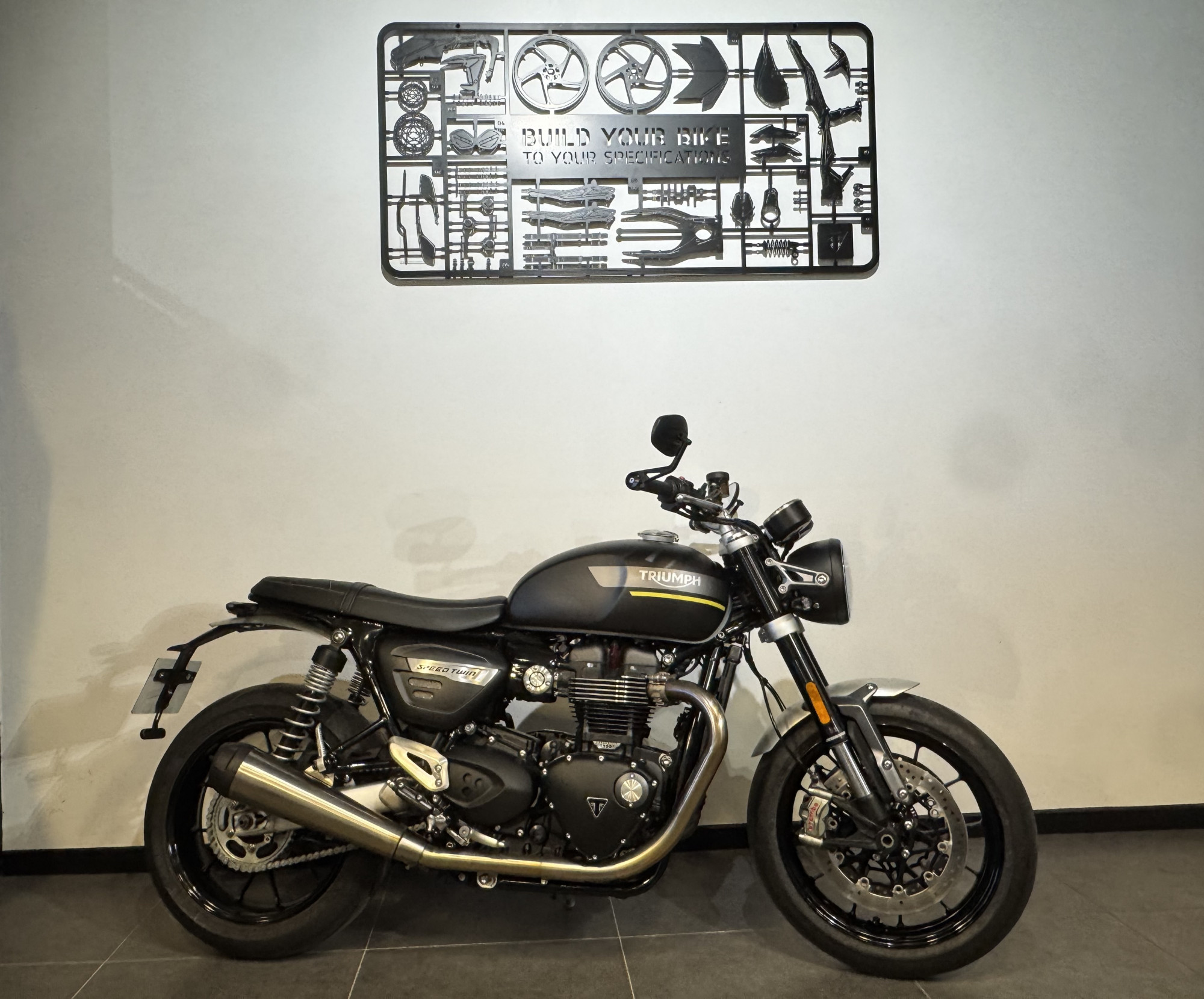 TRIUMPH SPEED TWIN 1200