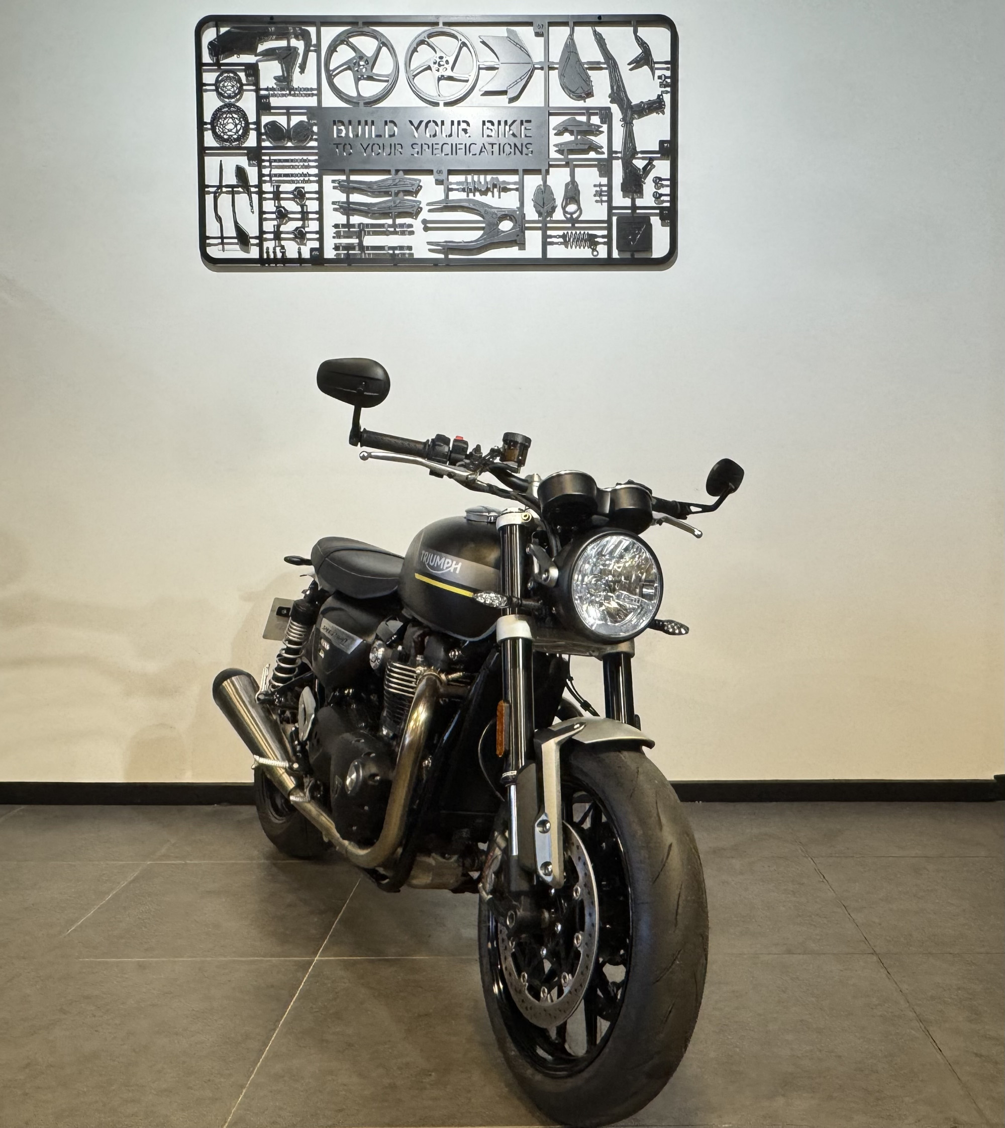 TRIUMPH SPEED TWIN 1200