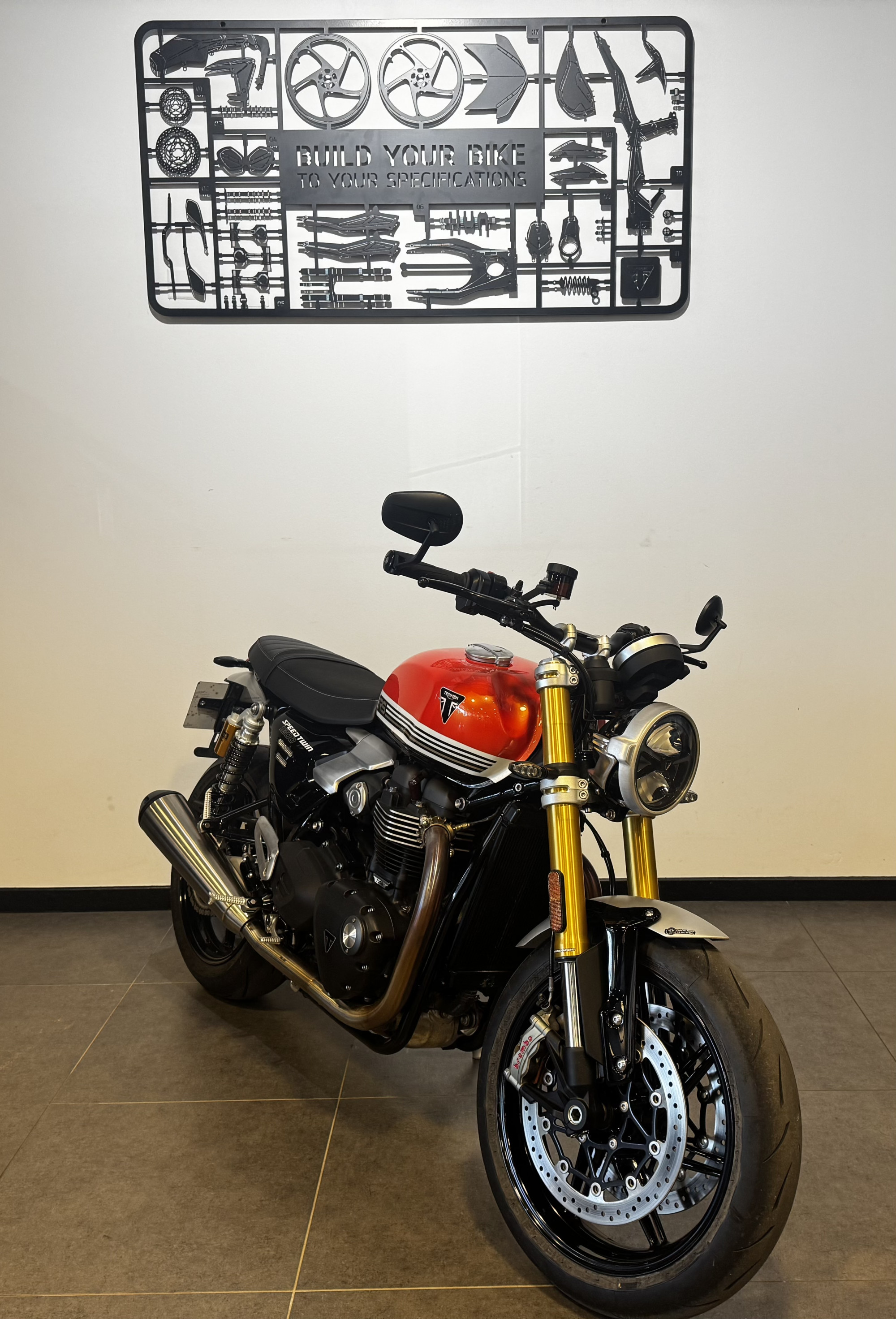 TRIUMPH SPEED TWIN 1200