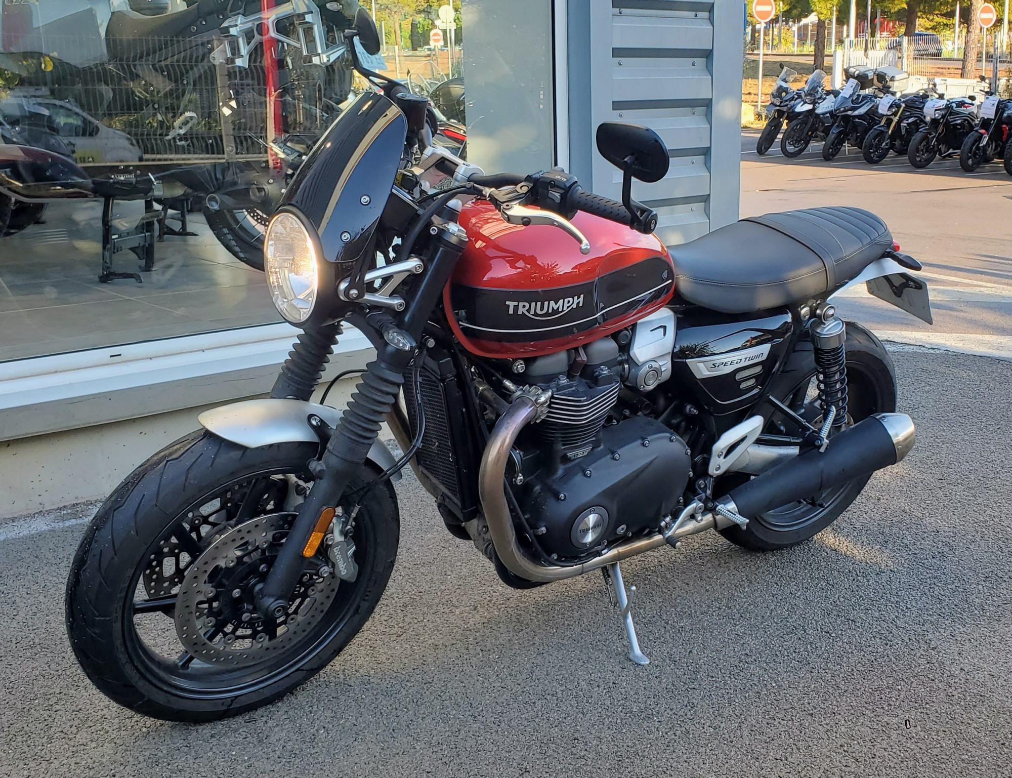 TRIUMPH SPEED TWIN 1200