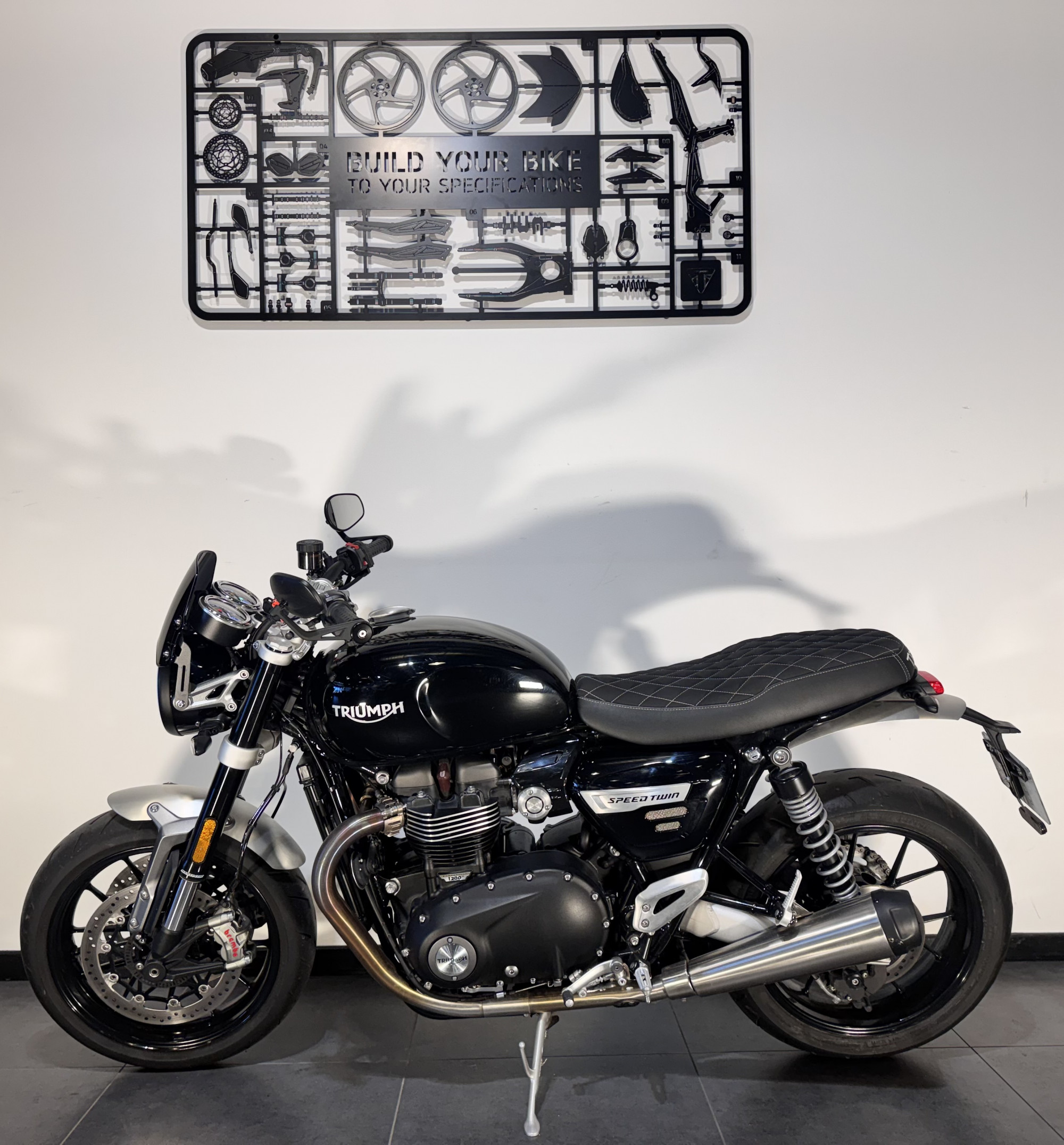 TRIUMPH SPEED TWIN 1200