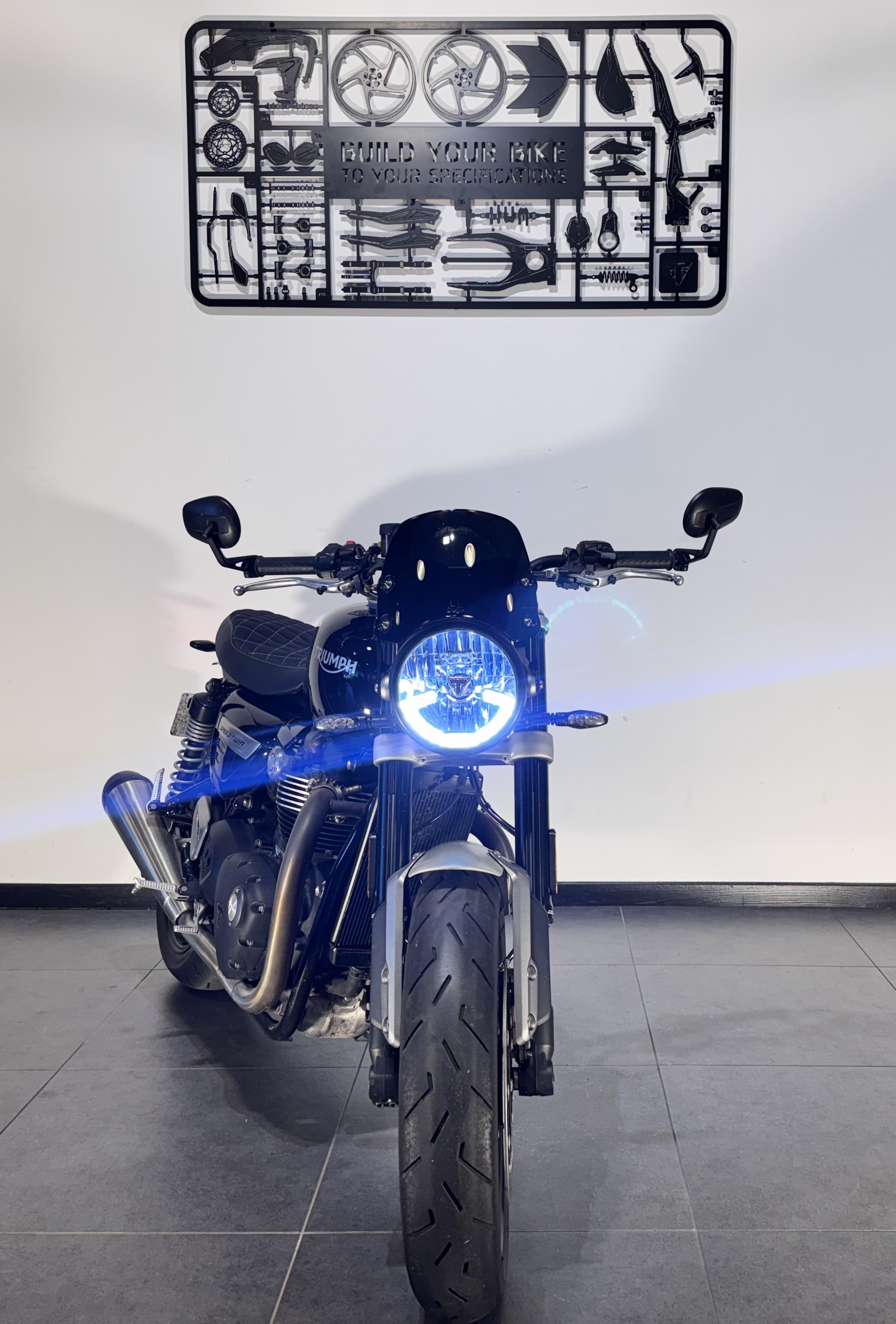 TRIUMPH SPEED TWIN 1200