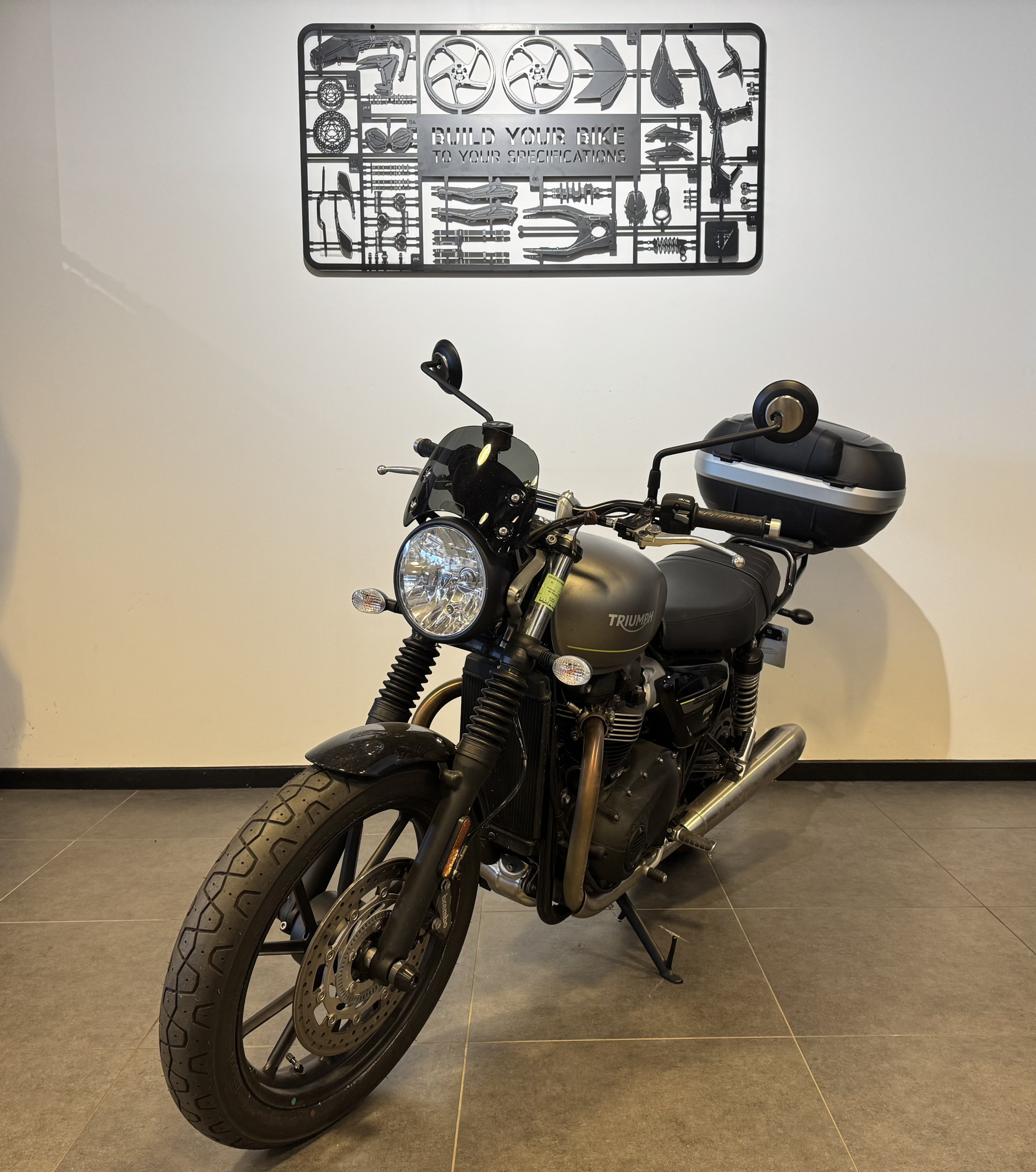 TRIUMPH SPEED TWIN 900
