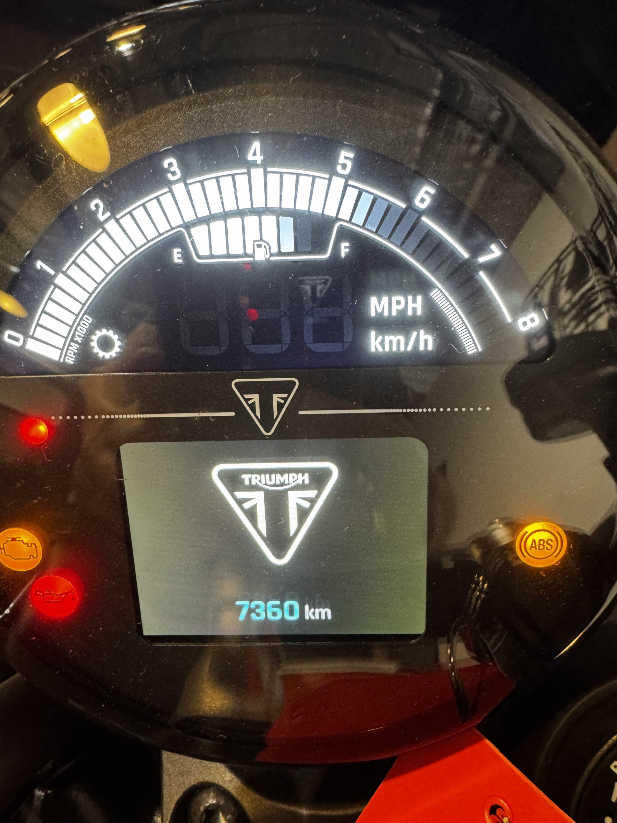 TRIUMPH SPEED TWIN 900