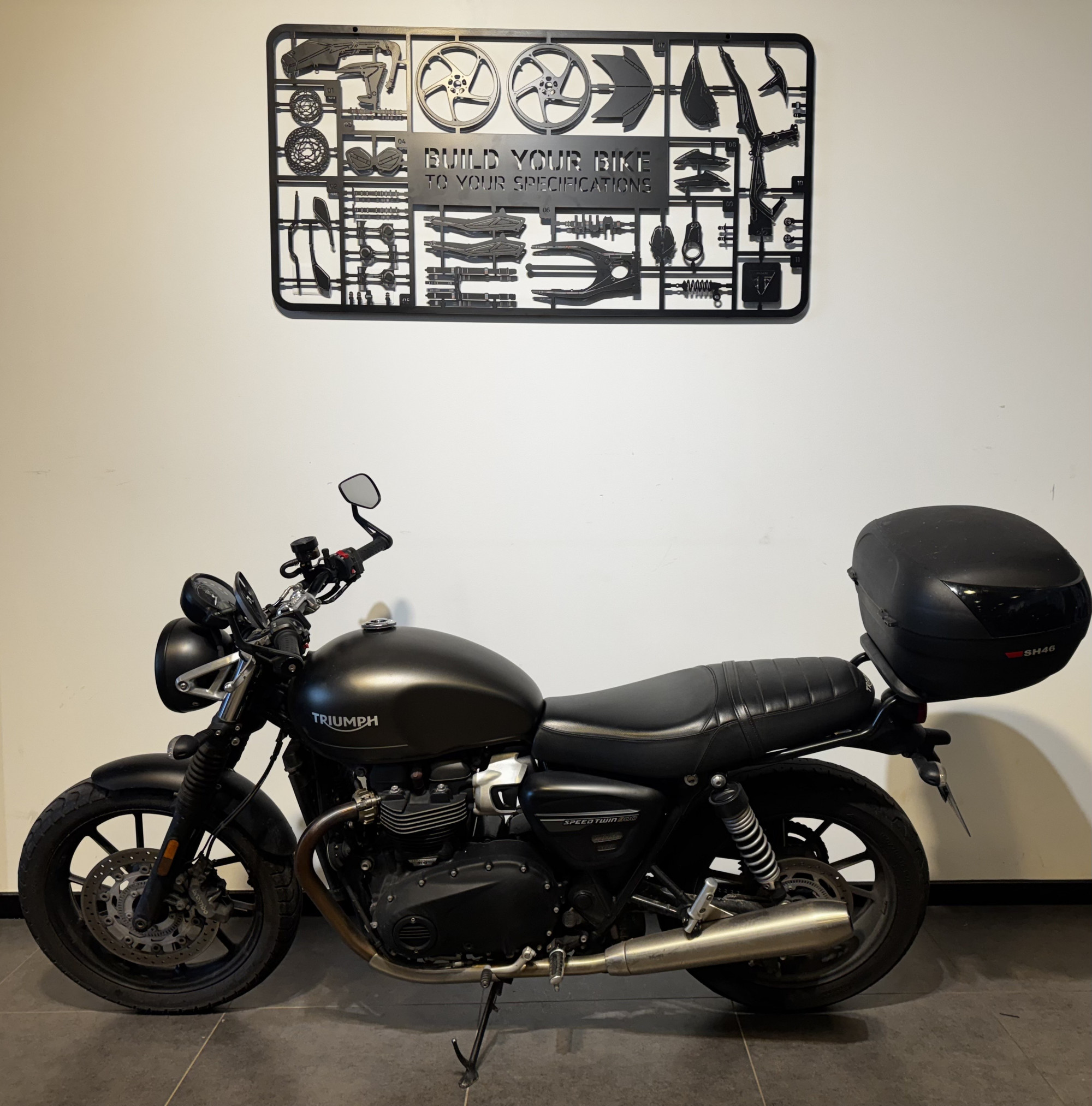 TRIUMPH SPEED TWIN 900