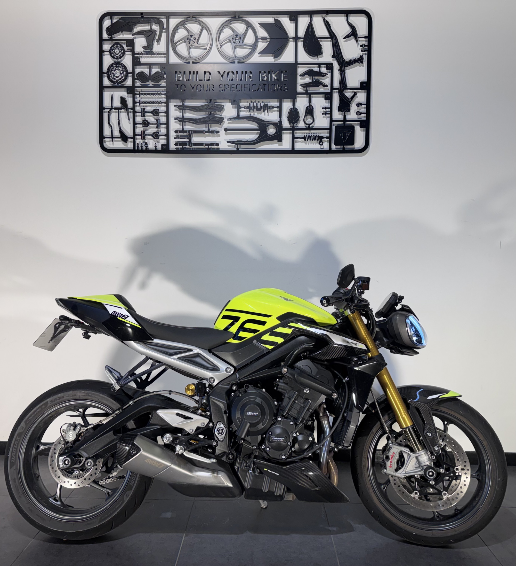 TRIUMPH STREET TRIPLE 765 MOTO2 EDITION