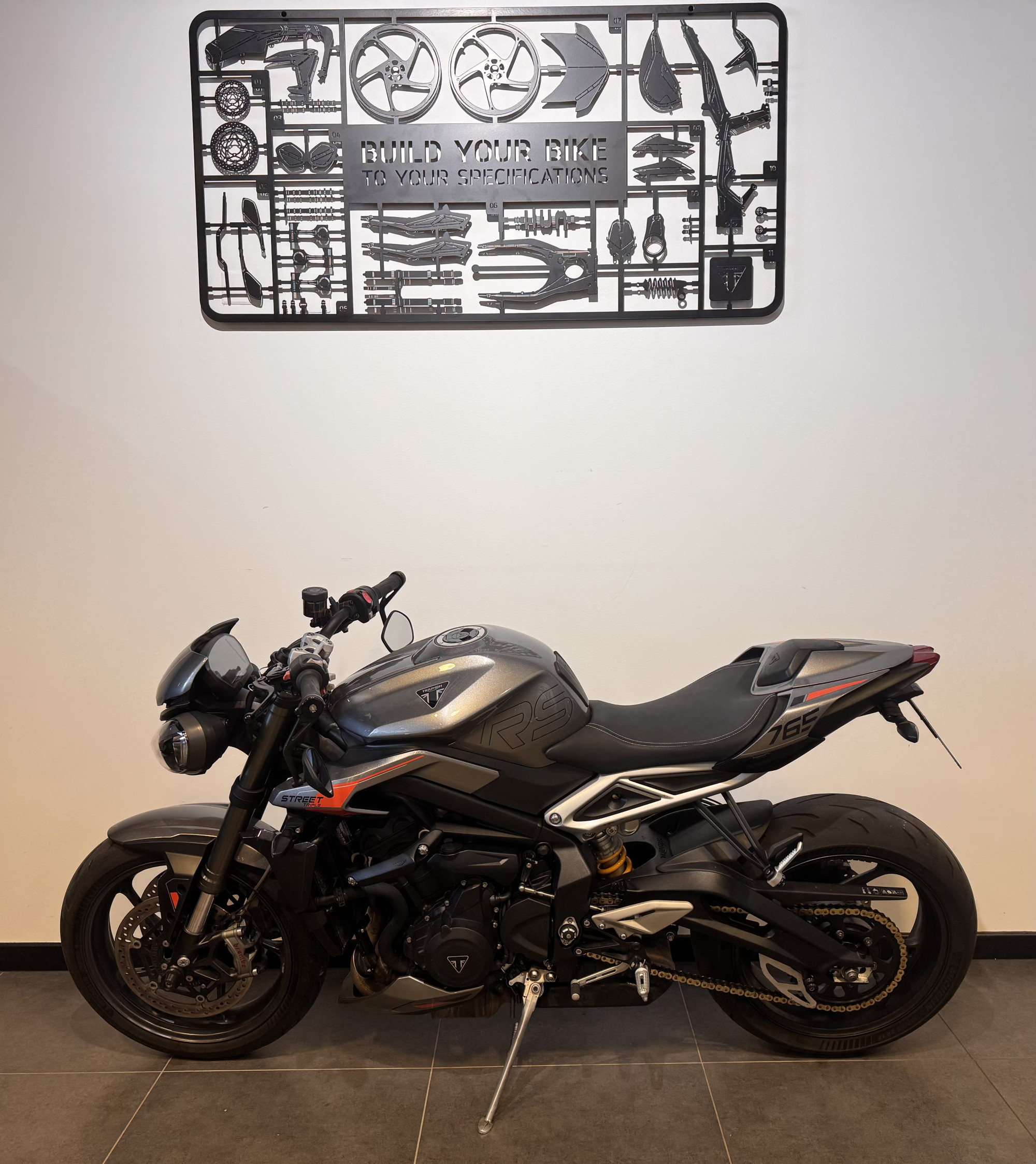 TRIUMPH STREET TRIPLE 765 RS