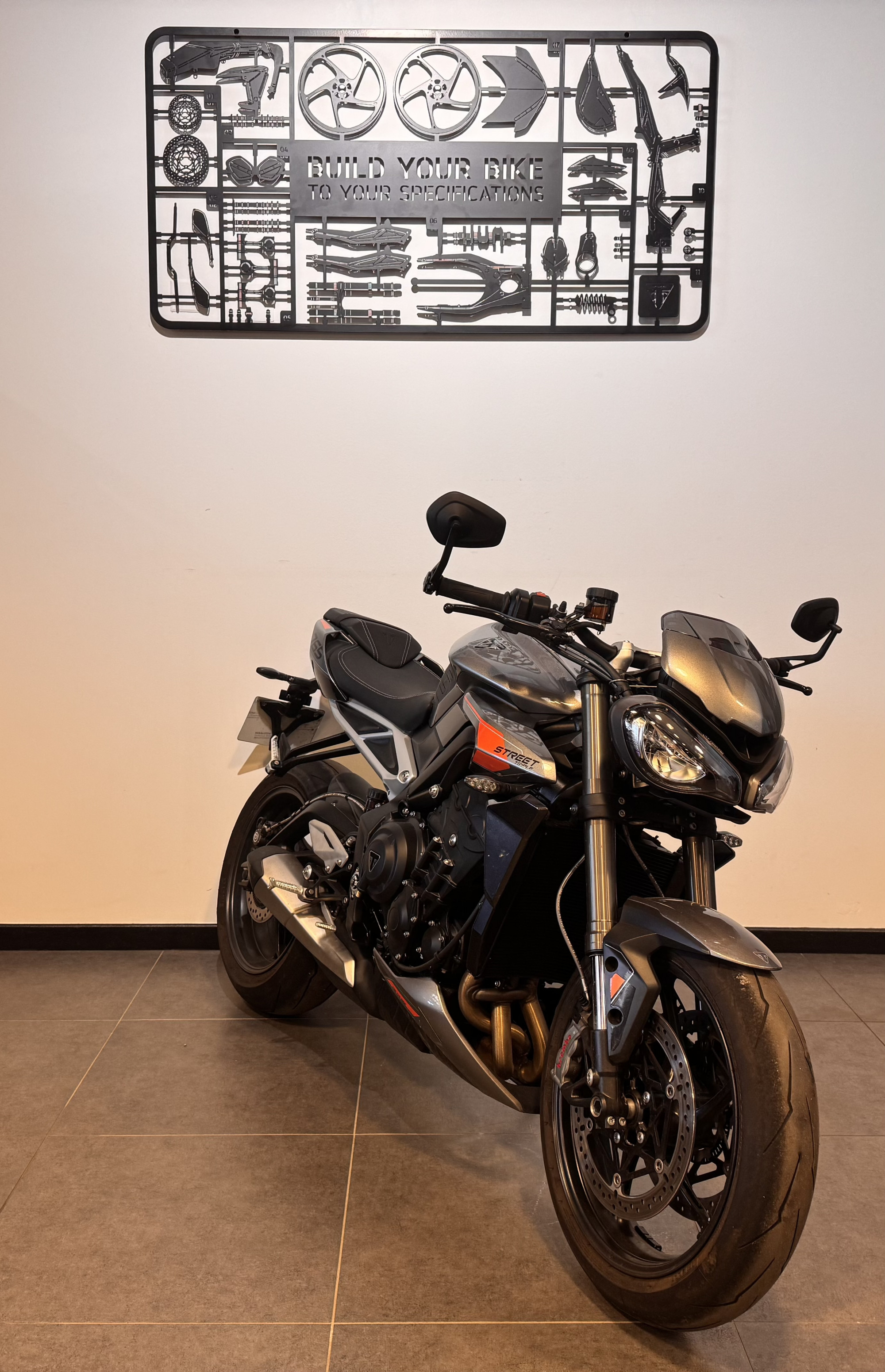 TRIUMPH STREET TRIPLE 765 RS