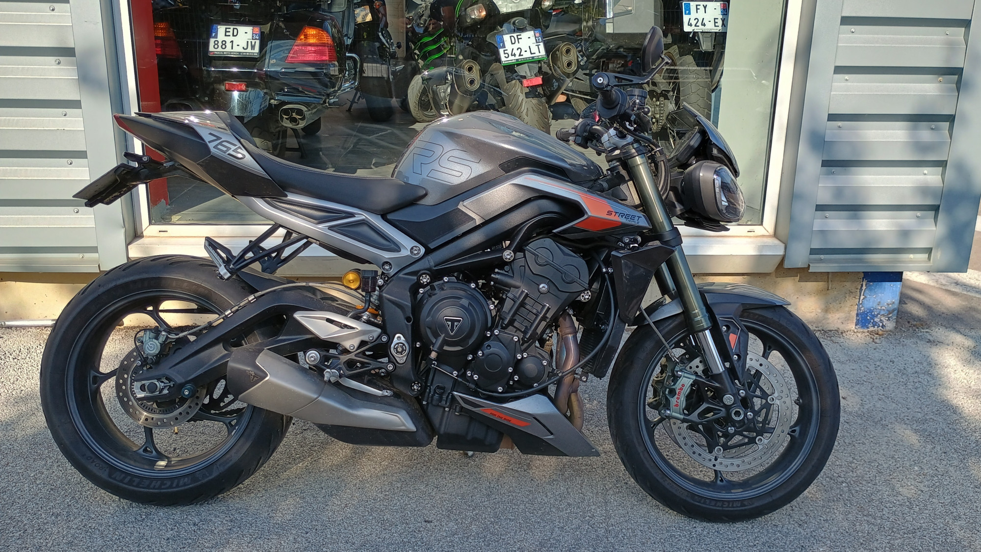 TRIUMPH STREET TRIPLE 765 RS