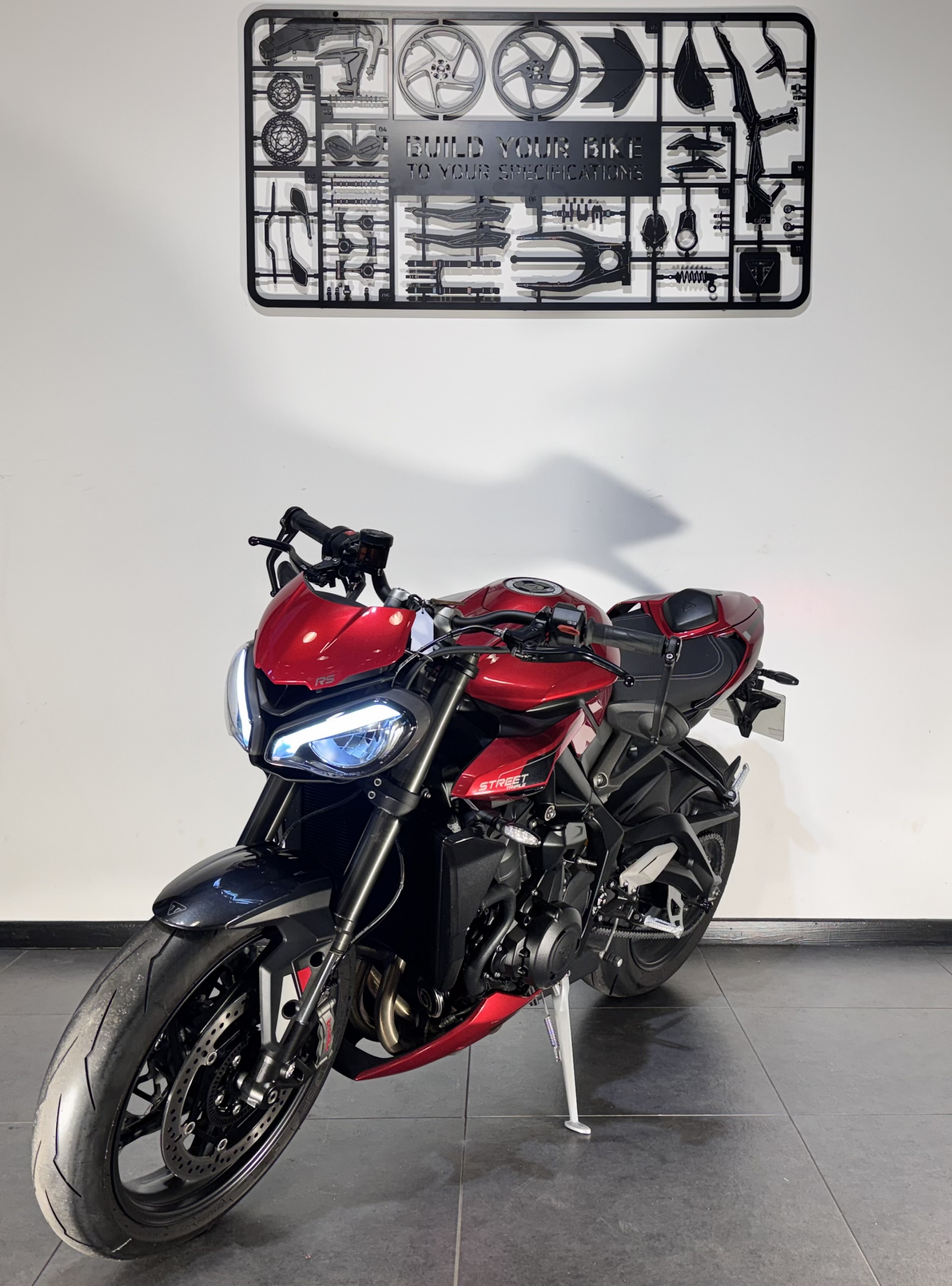 TRIUMPH STREET TRIPLE 765 RS