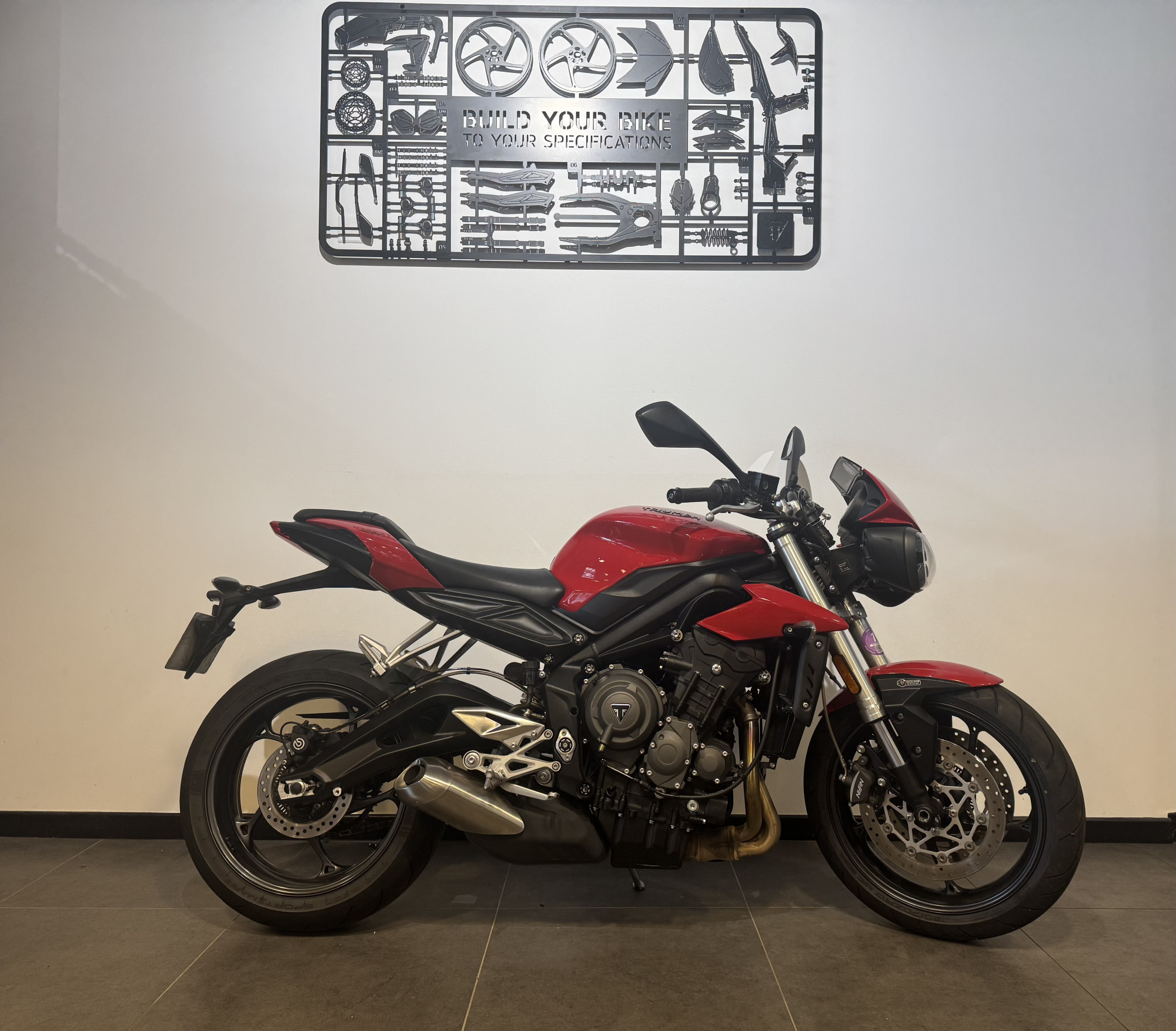 TRIUMPH STREET TRIPLE 765 S 