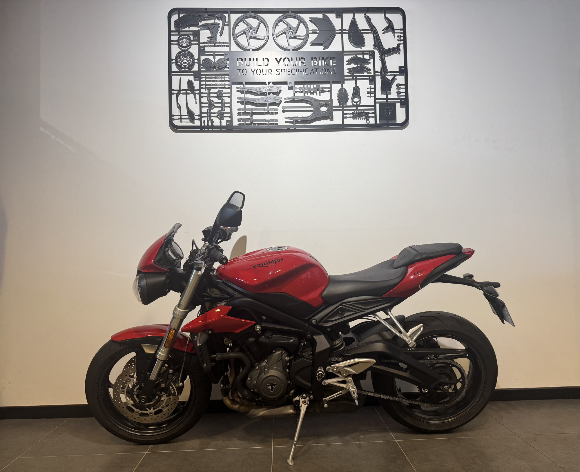 TRIUMPH STREET TRIPLE 765 S 