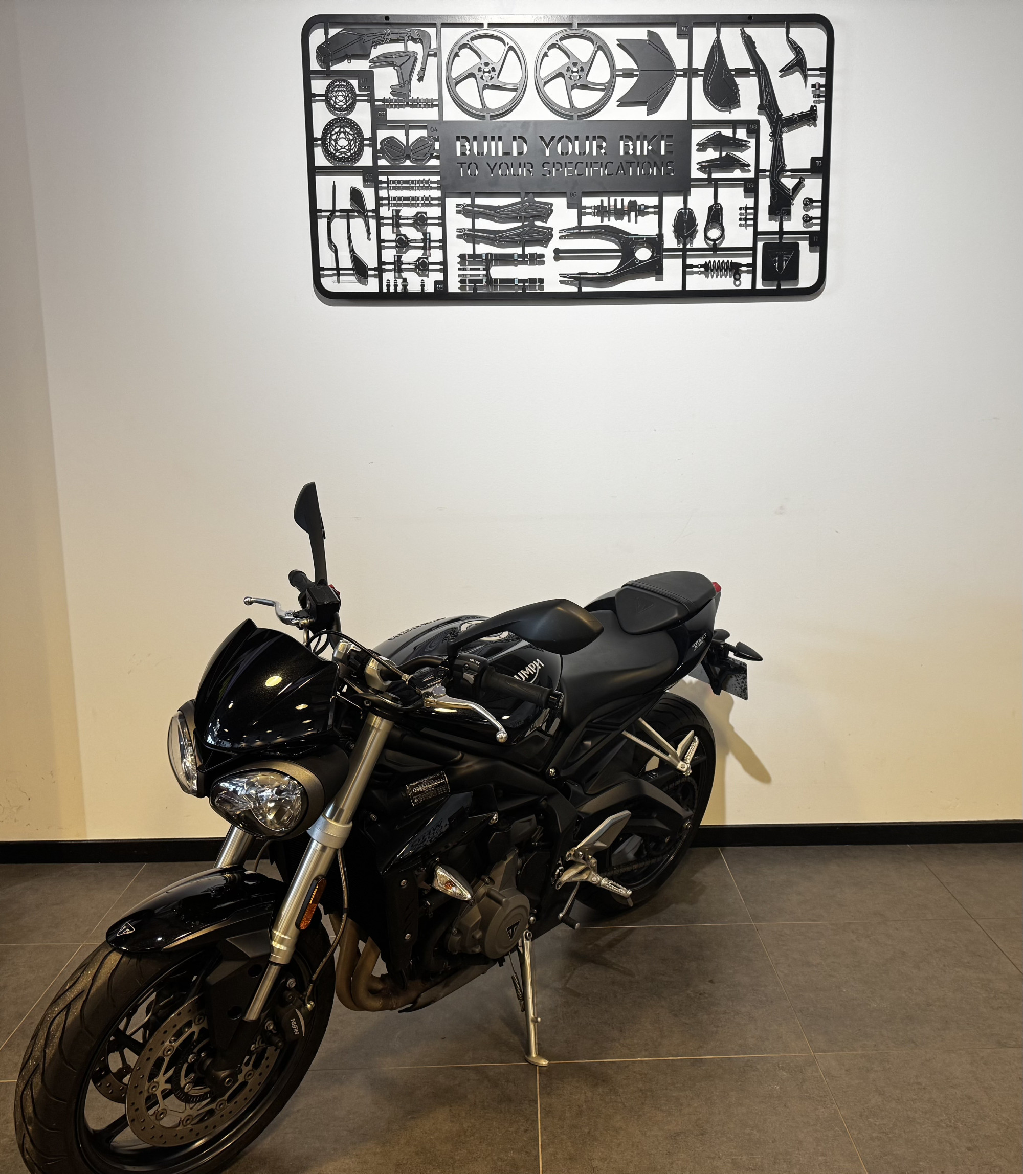 TRIUMPH STREET TRIPLE 765 S 