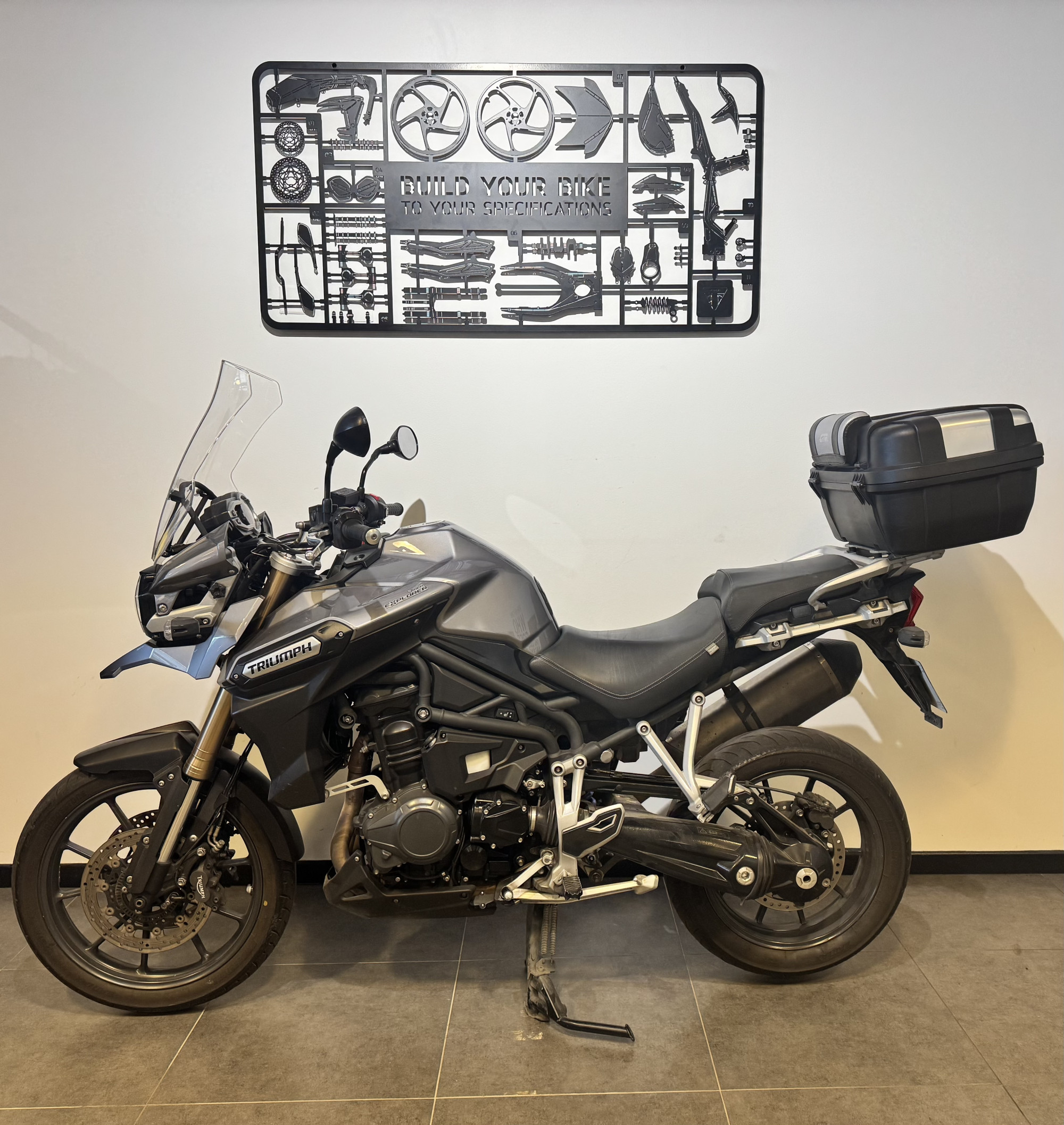 TRIUMPH TIGER 1200 EXPLORER