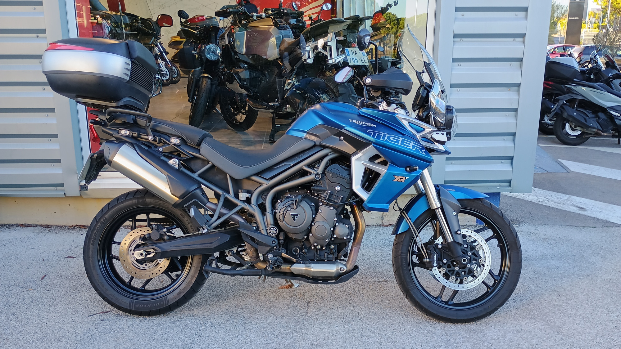 TRIUMPH TIGER 800 XRT