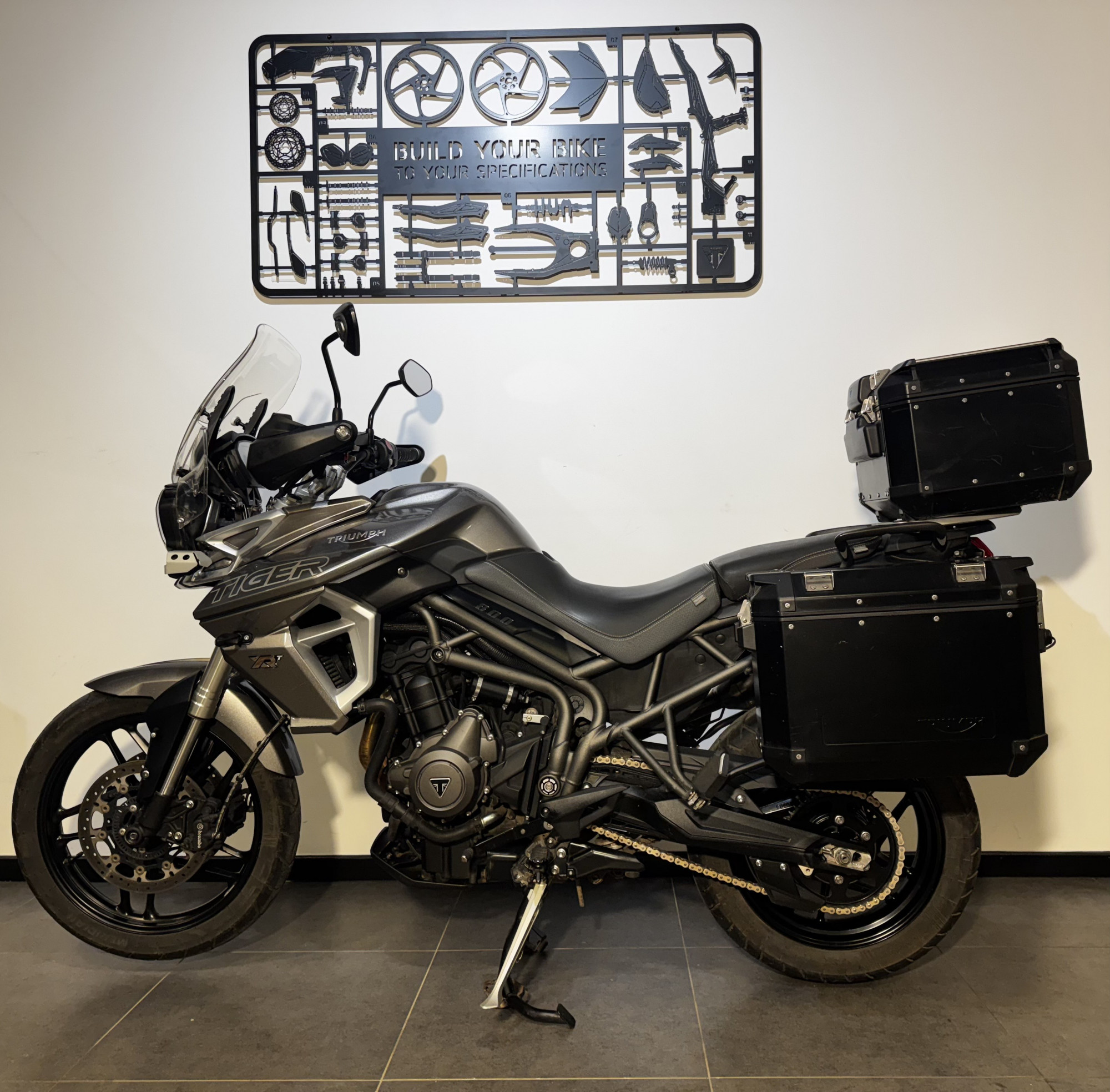 TRIUMPH TIGER 800 XRT