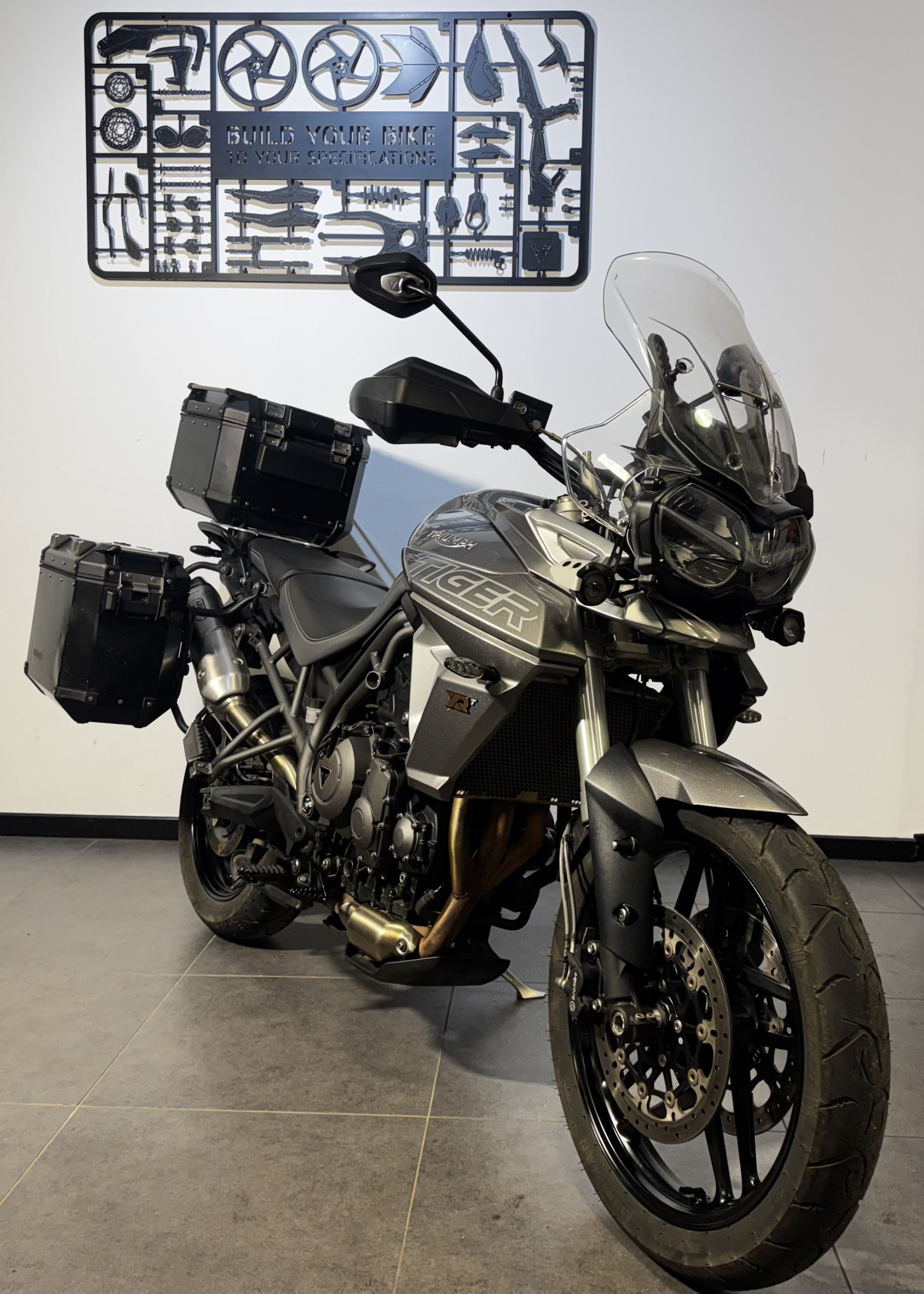 TRIUMPH TIGER 800 XRT