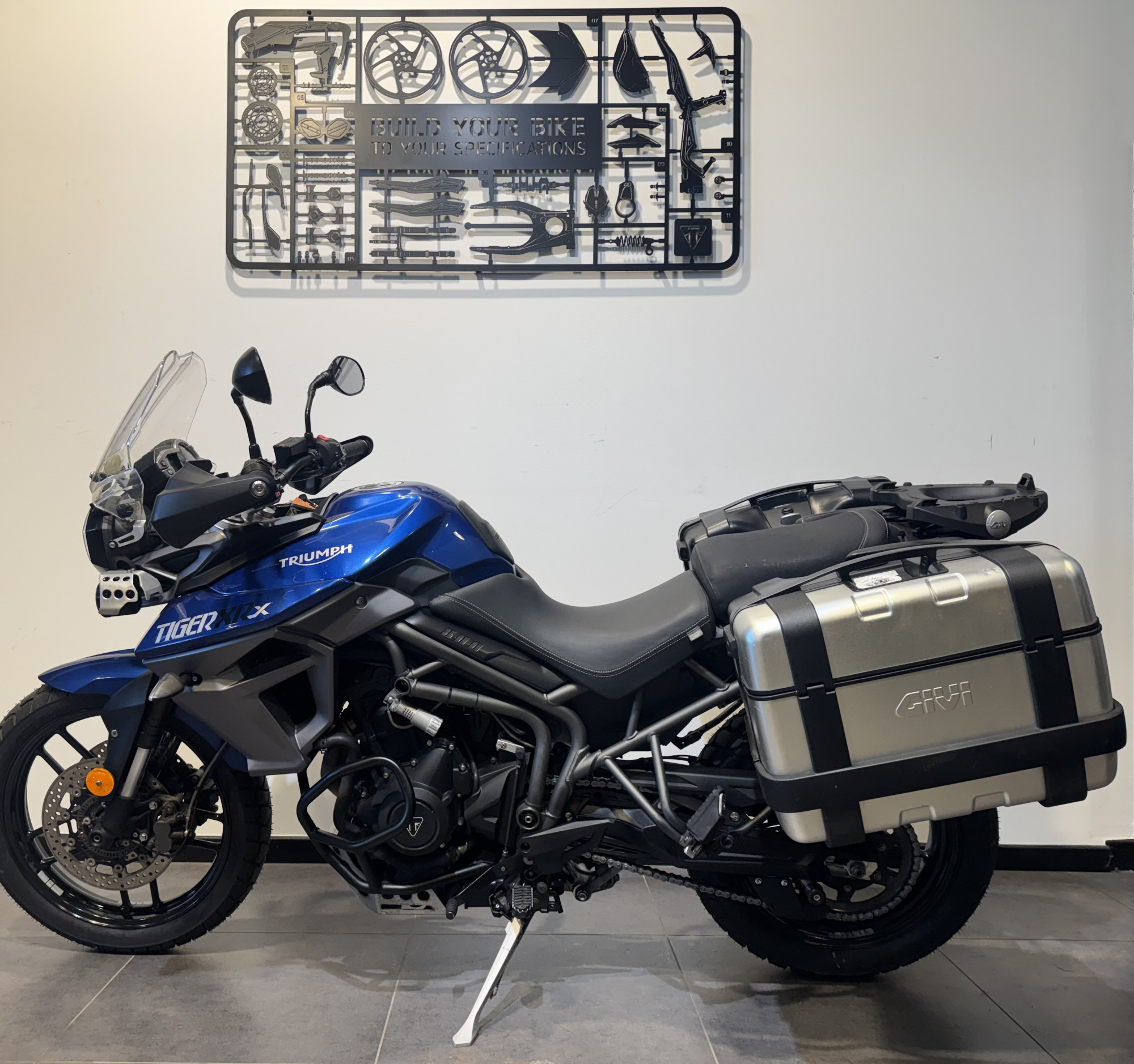 TRIUMPH TIGER 800 XRX