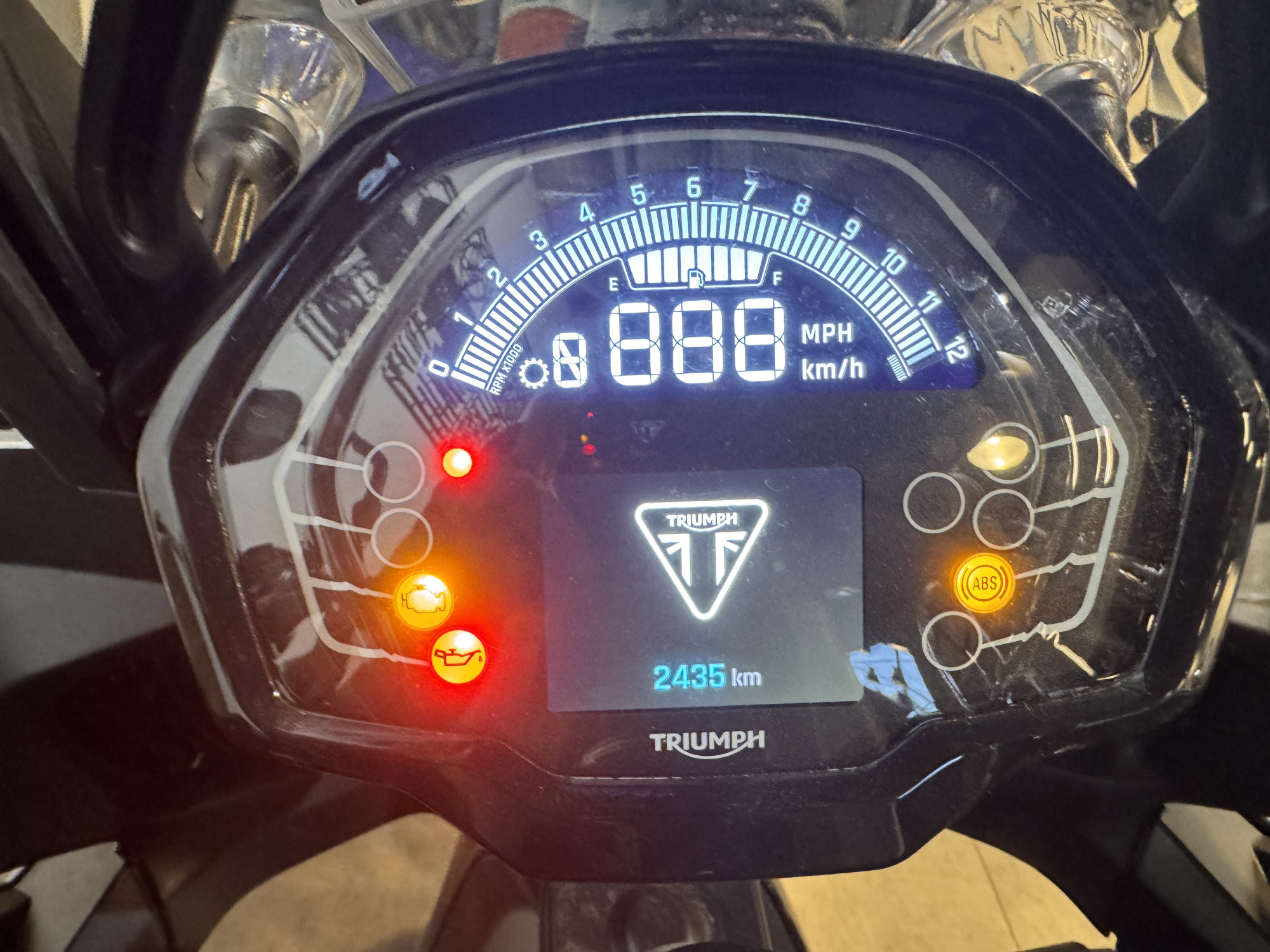 TRIUMPH TIGER 800