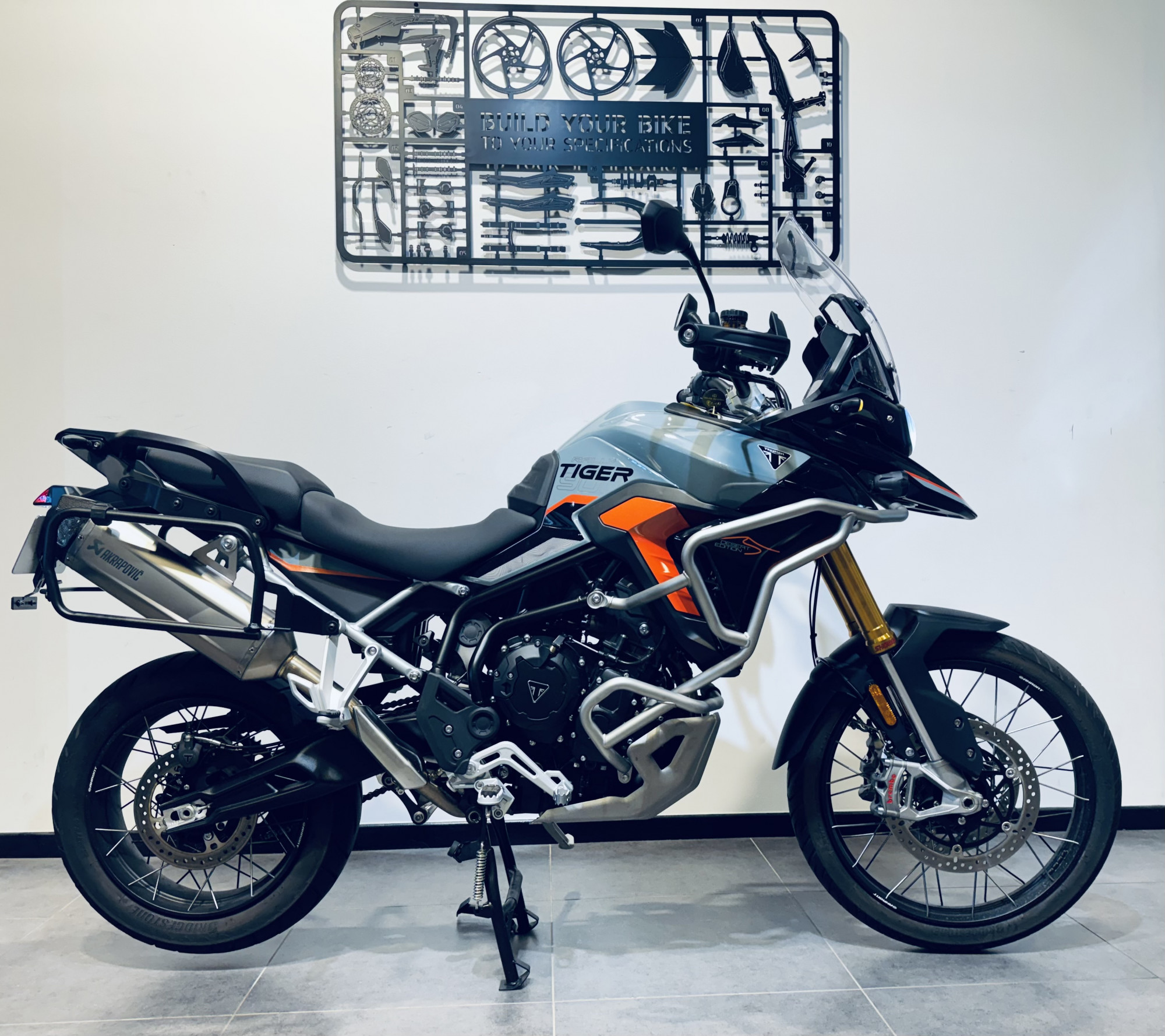 TRIUMPH TIGER 900 DESERT EDITION
