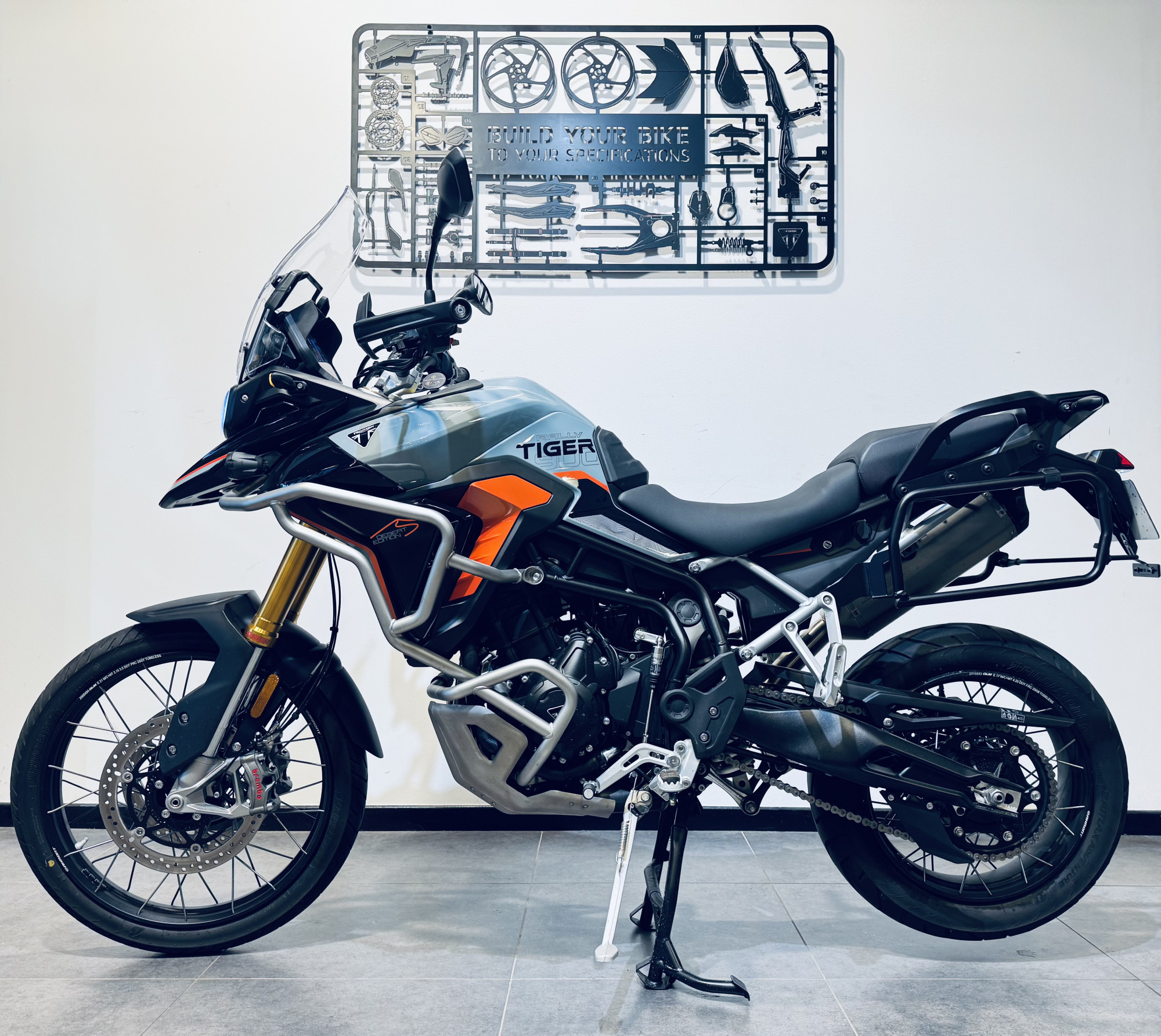 TRIUMPH TIGER 900 DESERT EDITION