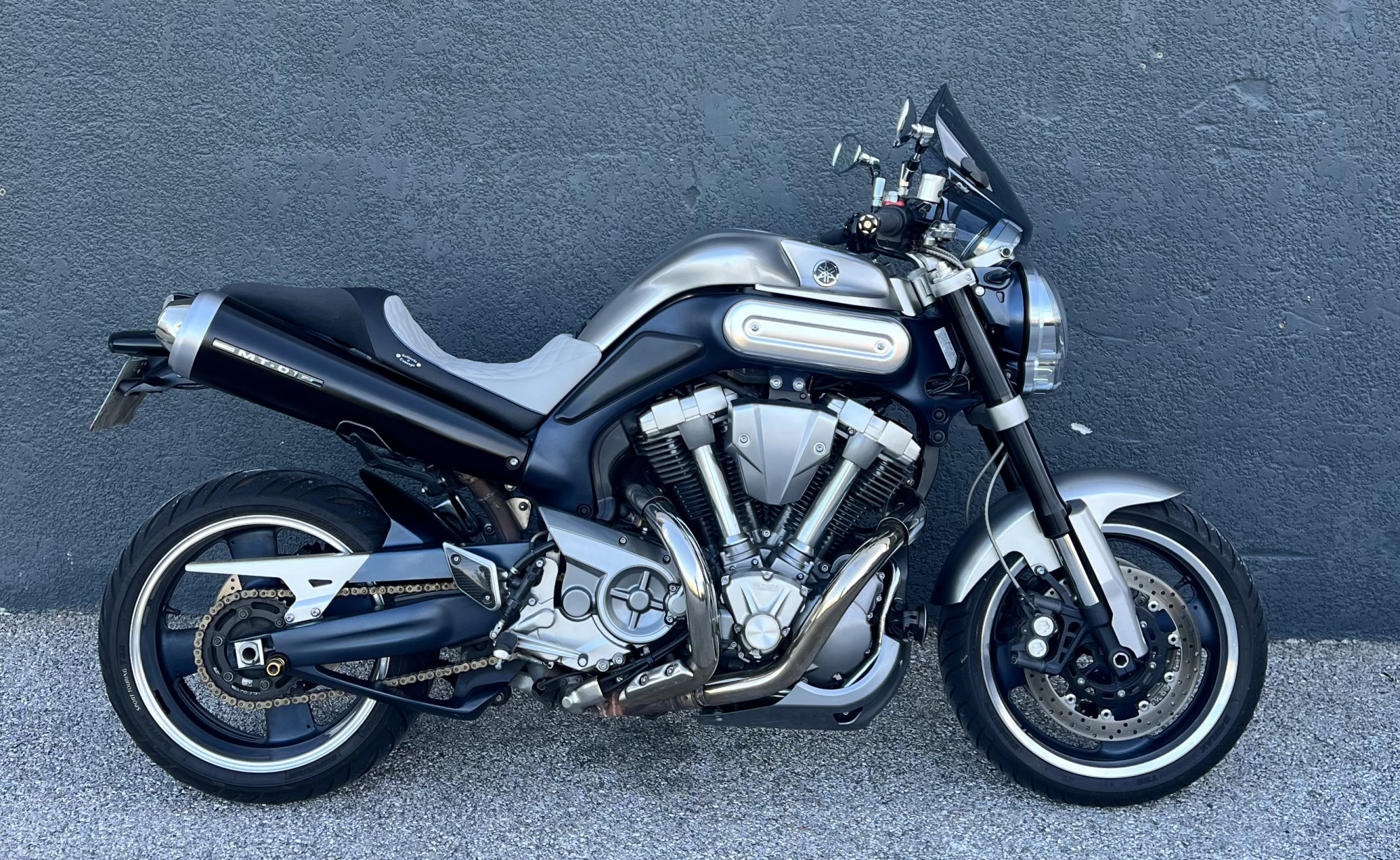 YAMAHA MT-01