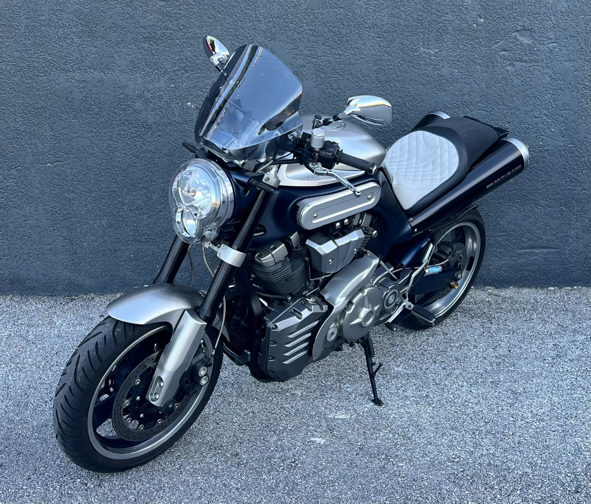 YAMAHA MT-01