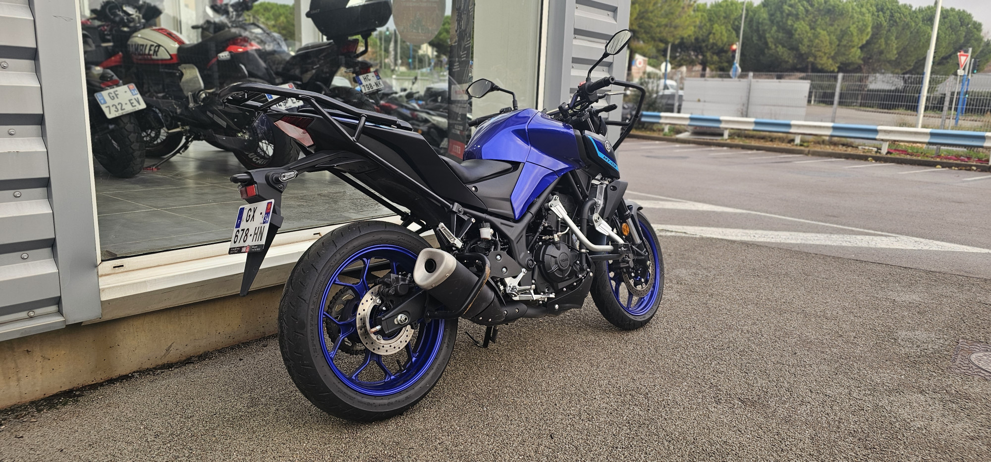 YAMAHA MT-03