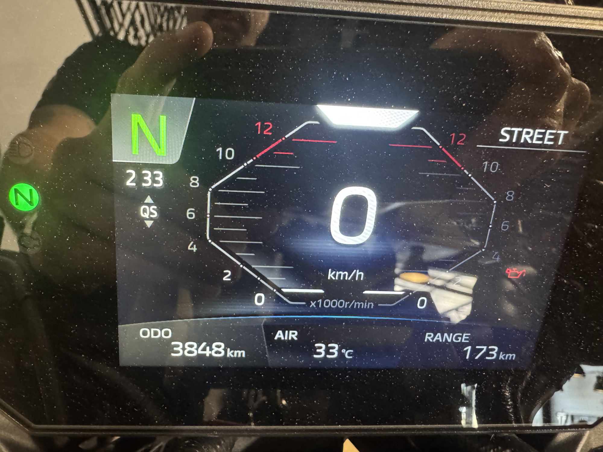 YAMAHA MT-09