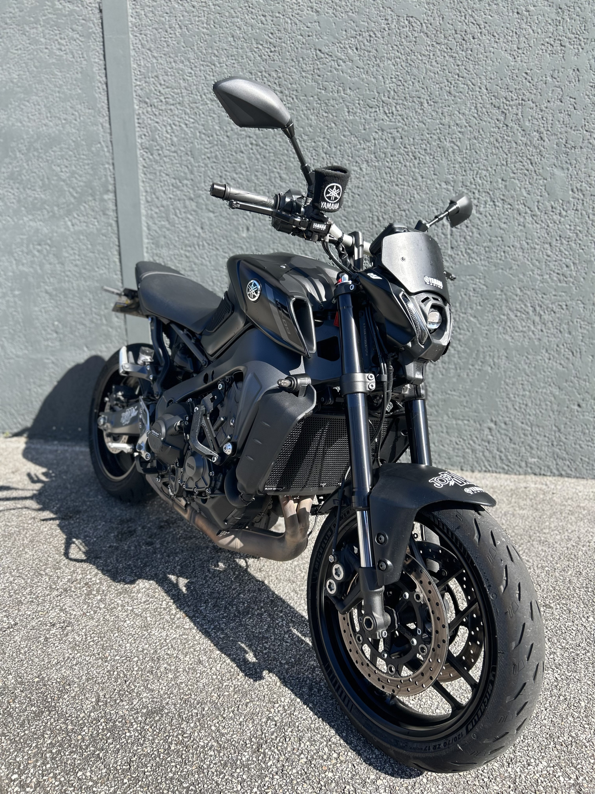 YAMAHA MT-09
